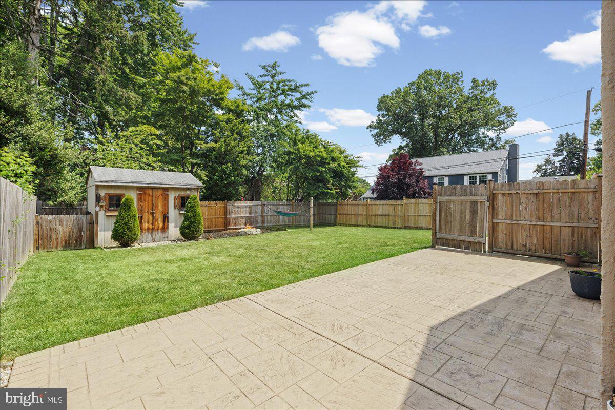 LANDRETH MANOR - Residential