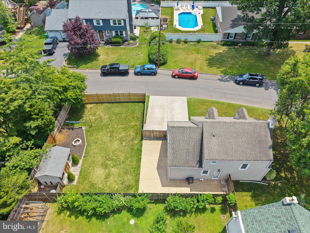 LANDRETH MANOR - Residential