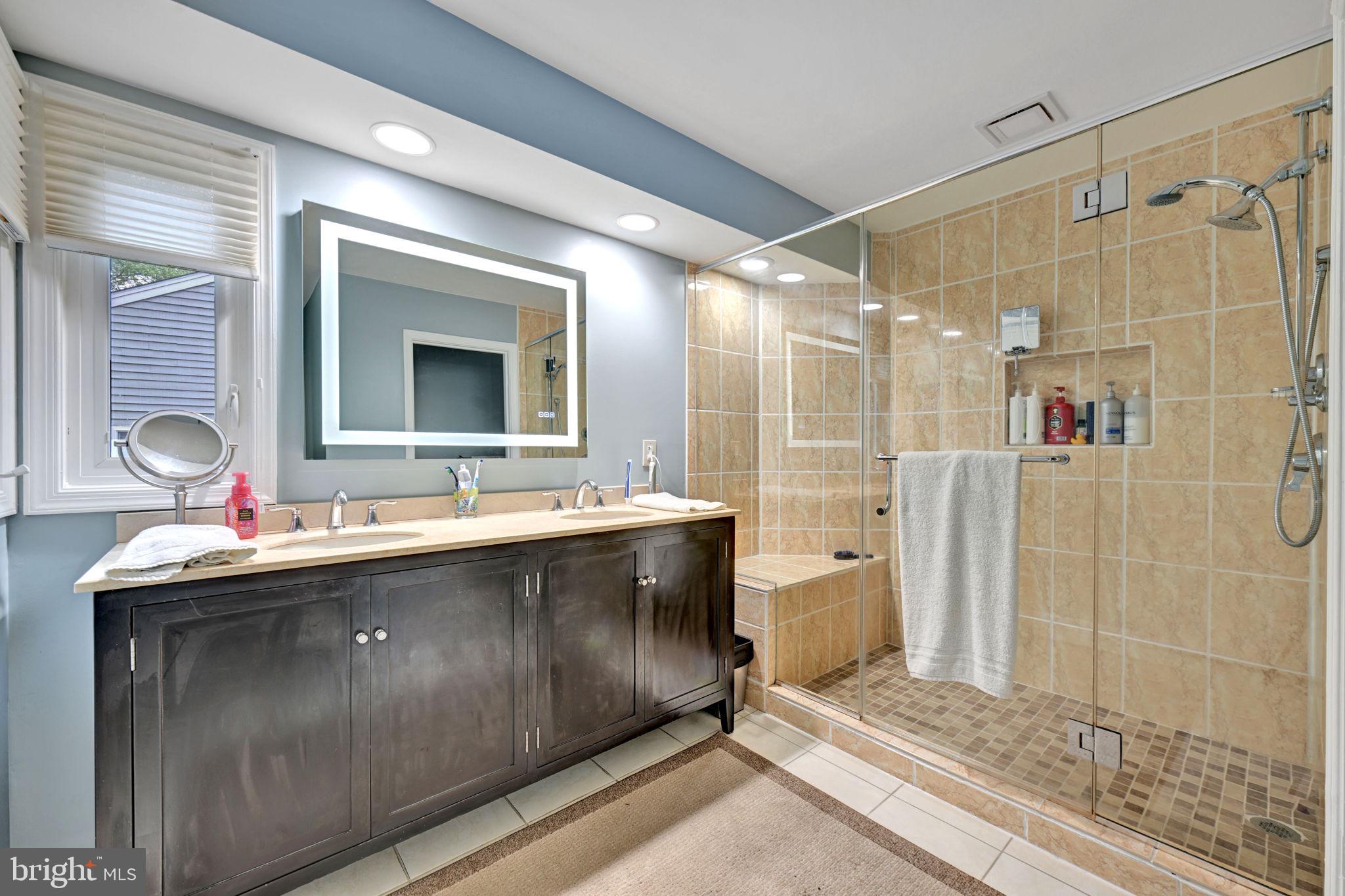 RIVA TRACE - Residential