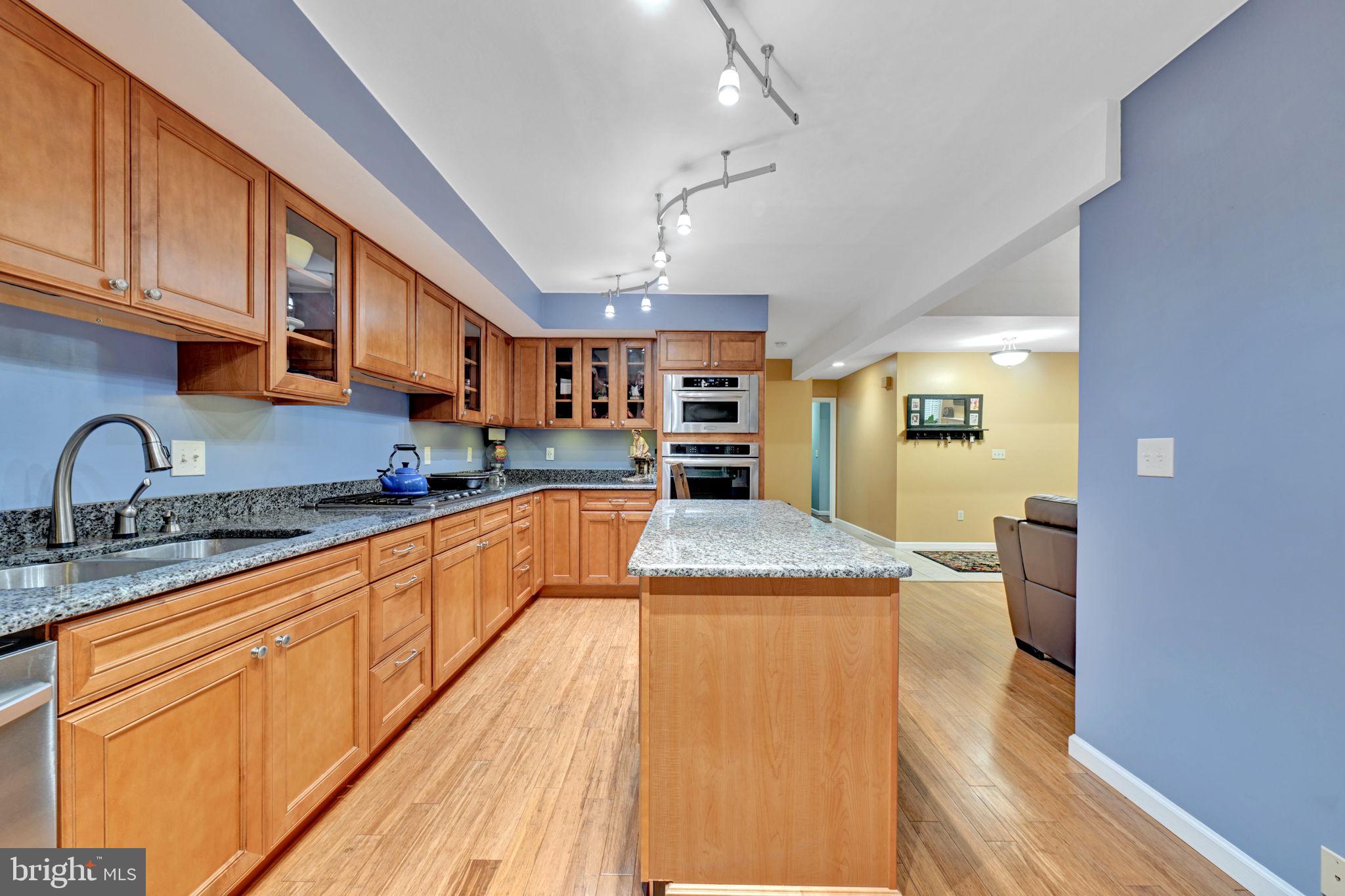 RIVA TRACE - Residential