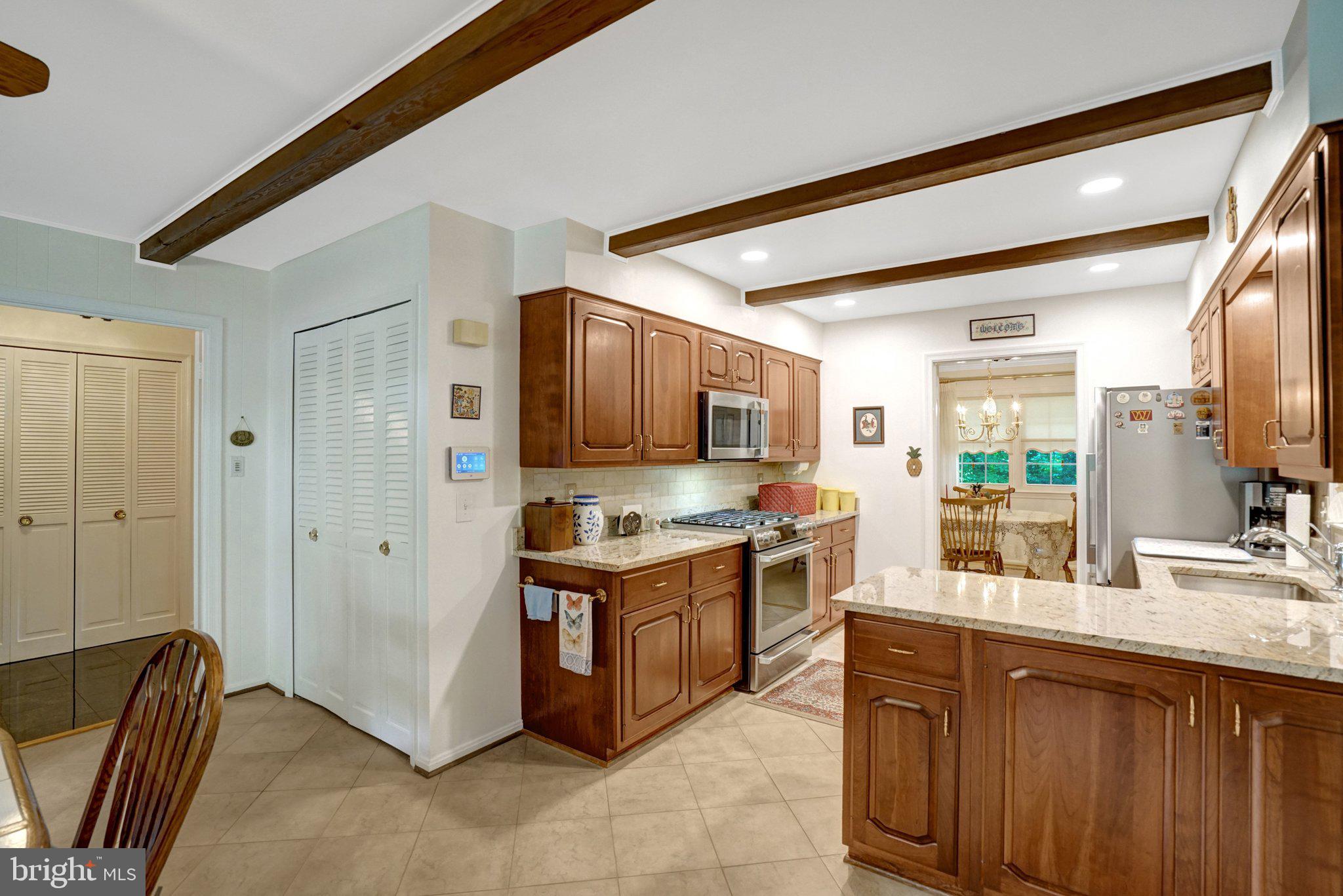 OAK HILL - Residential