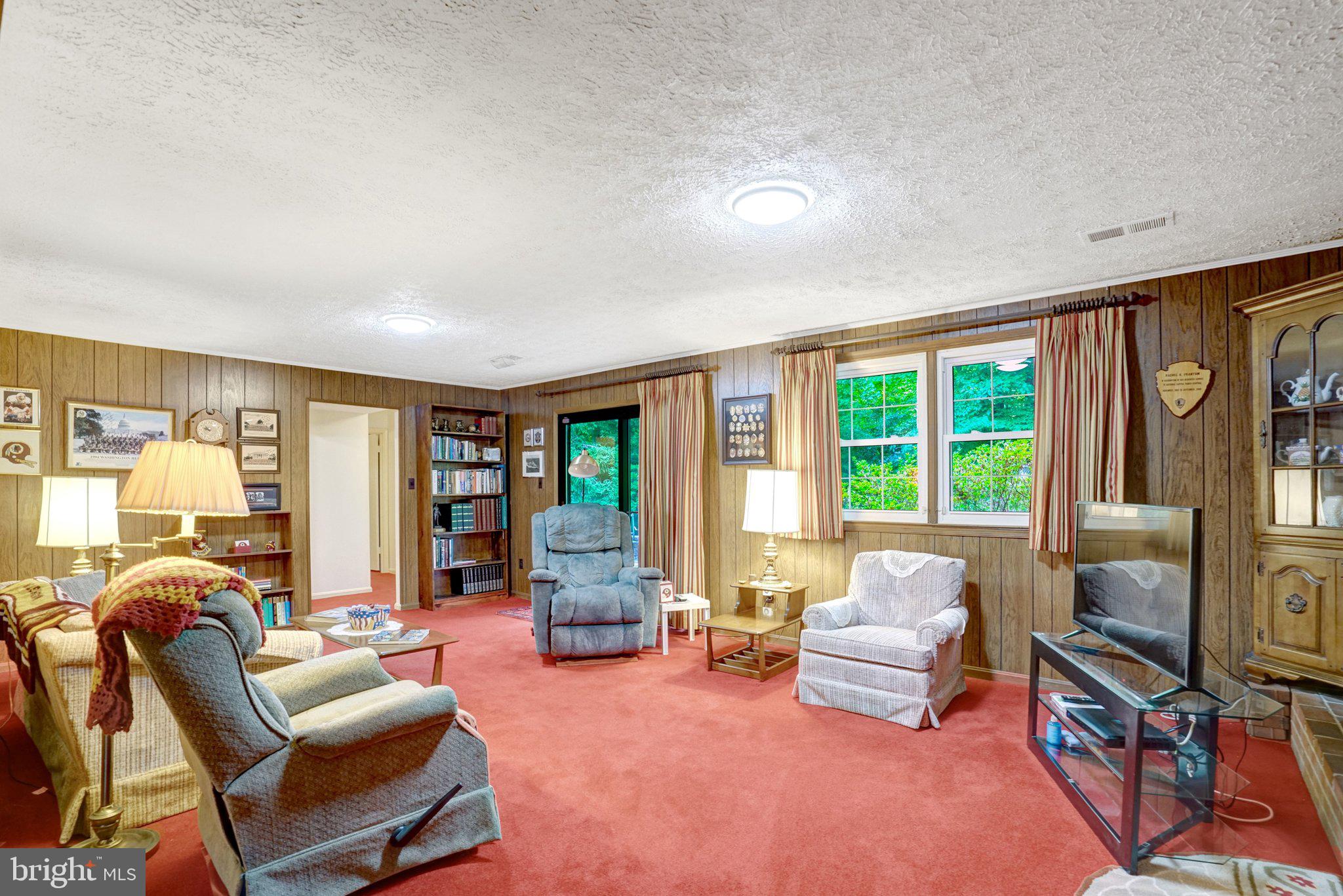 OAK HILL - Residential