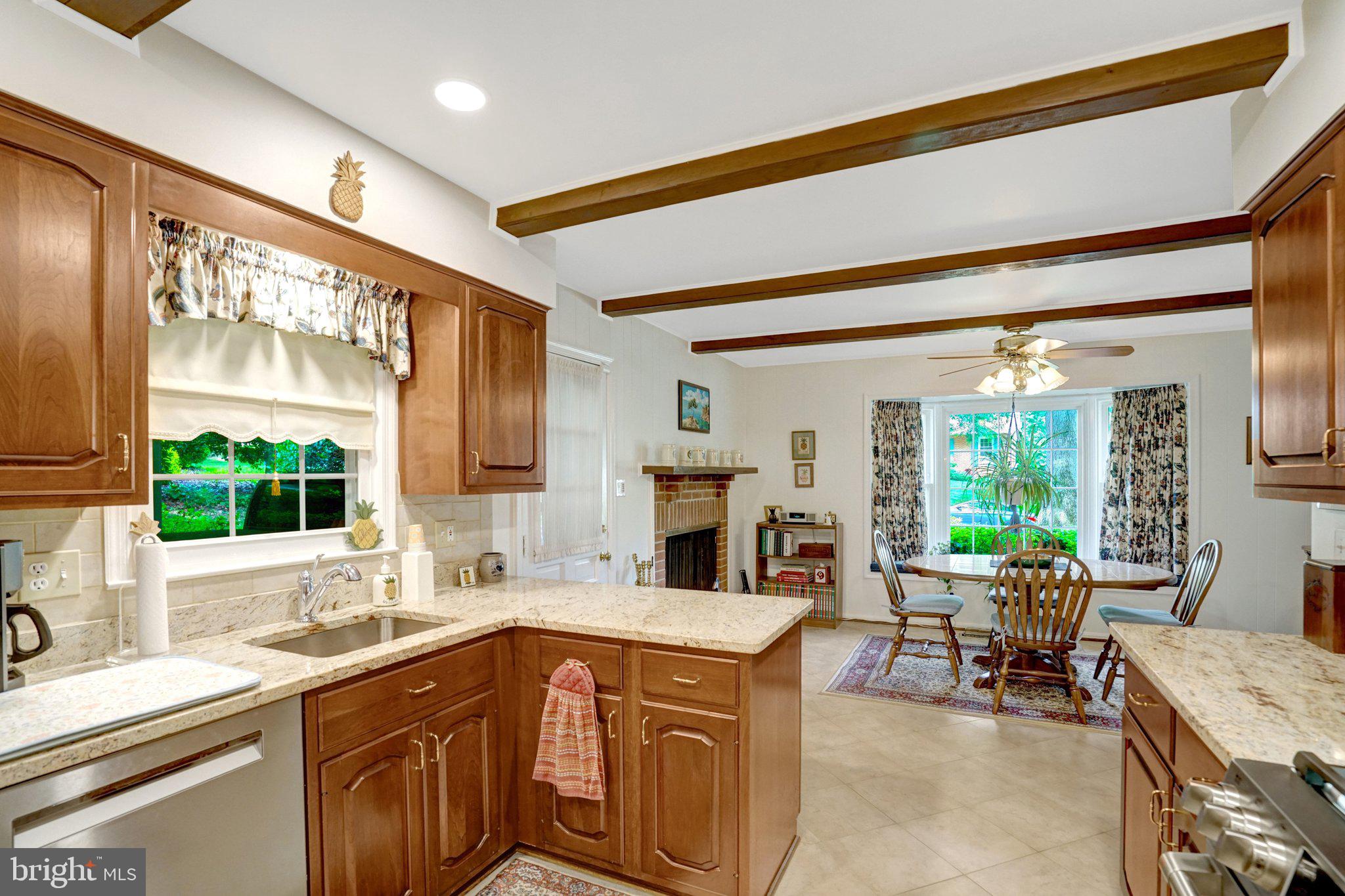 OAK HILL - Residential