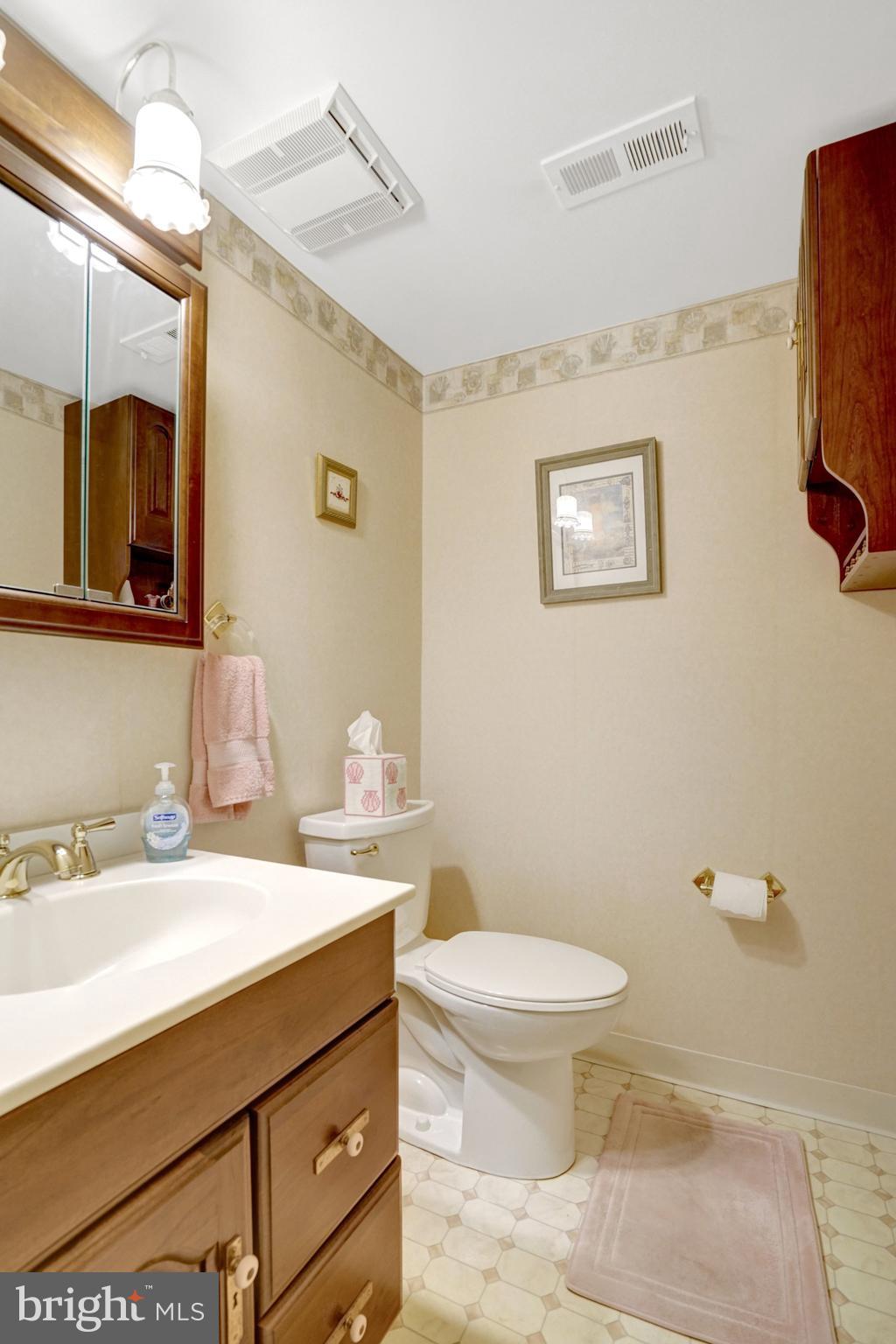 OAK HILL - Residential