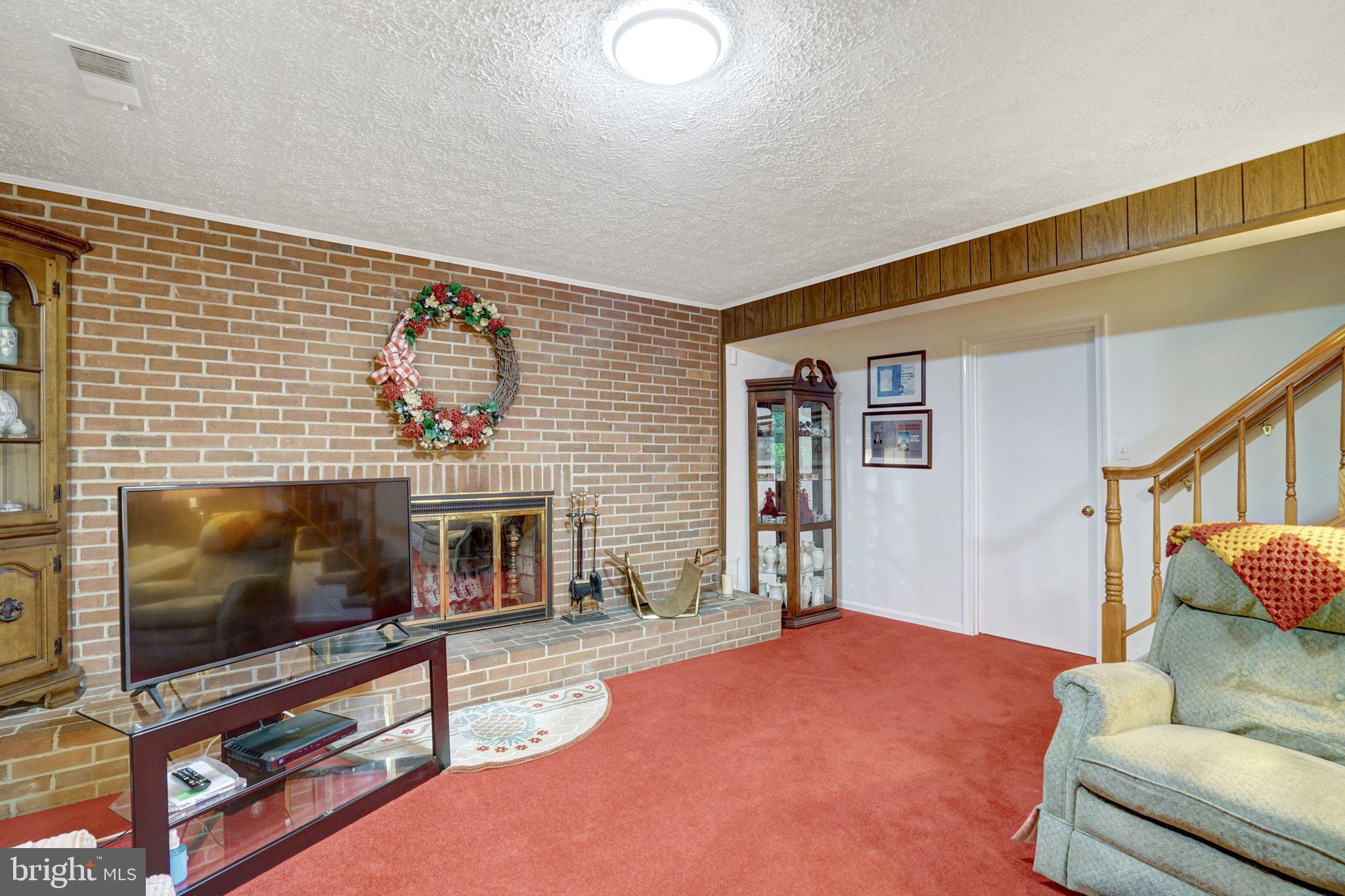 OAK HILL - Residential