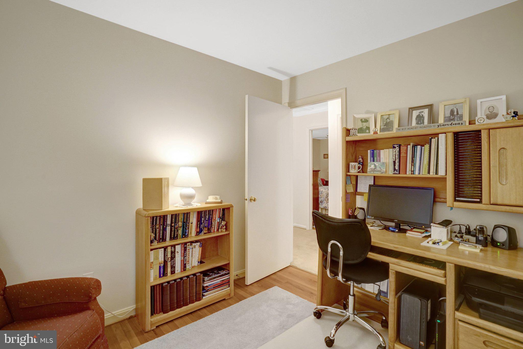 OAK HILL - Residential