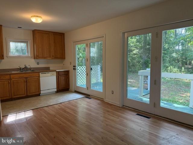 ROYAL OAK - Residential