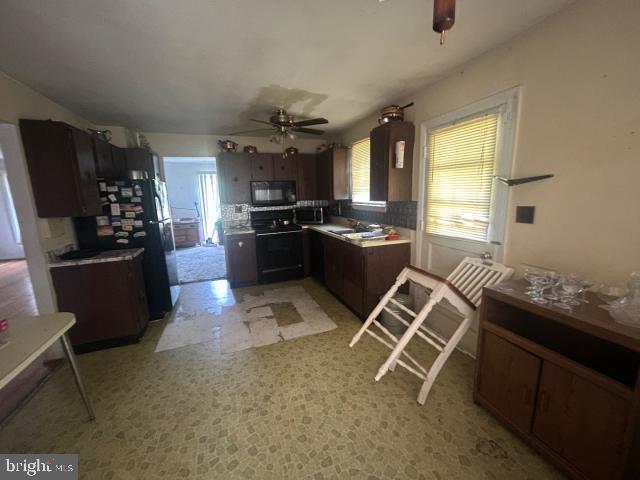 KINGS POINT - Residential