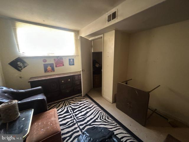 KINGS POINT - Residential