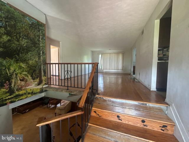 KINGS POINT - Residential