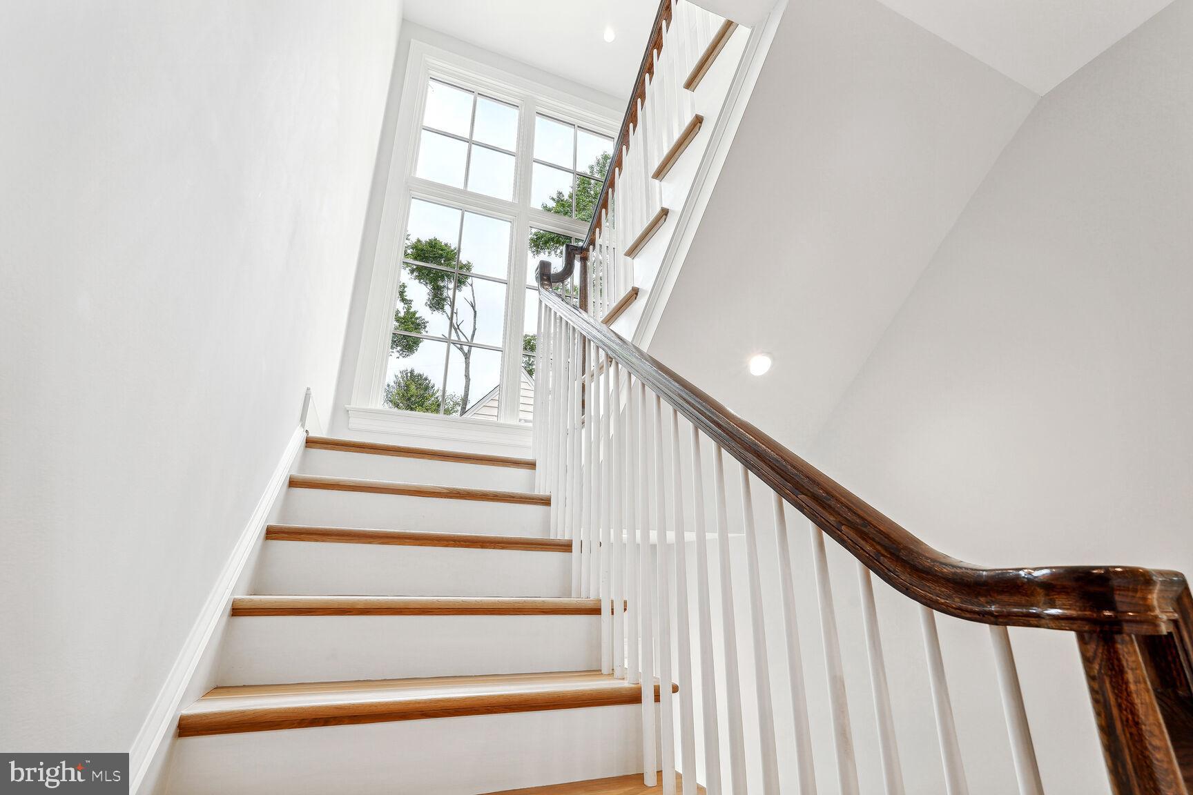 WESLEY HEIGHTS - Residential