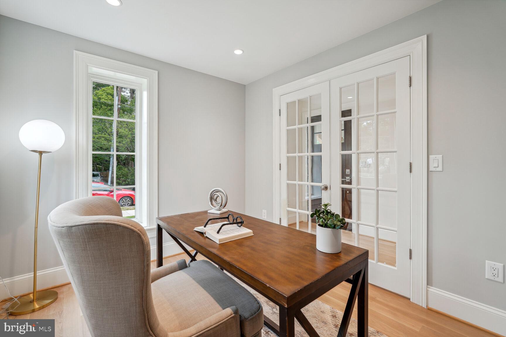 WESLEY HEIGHTS - Residential
