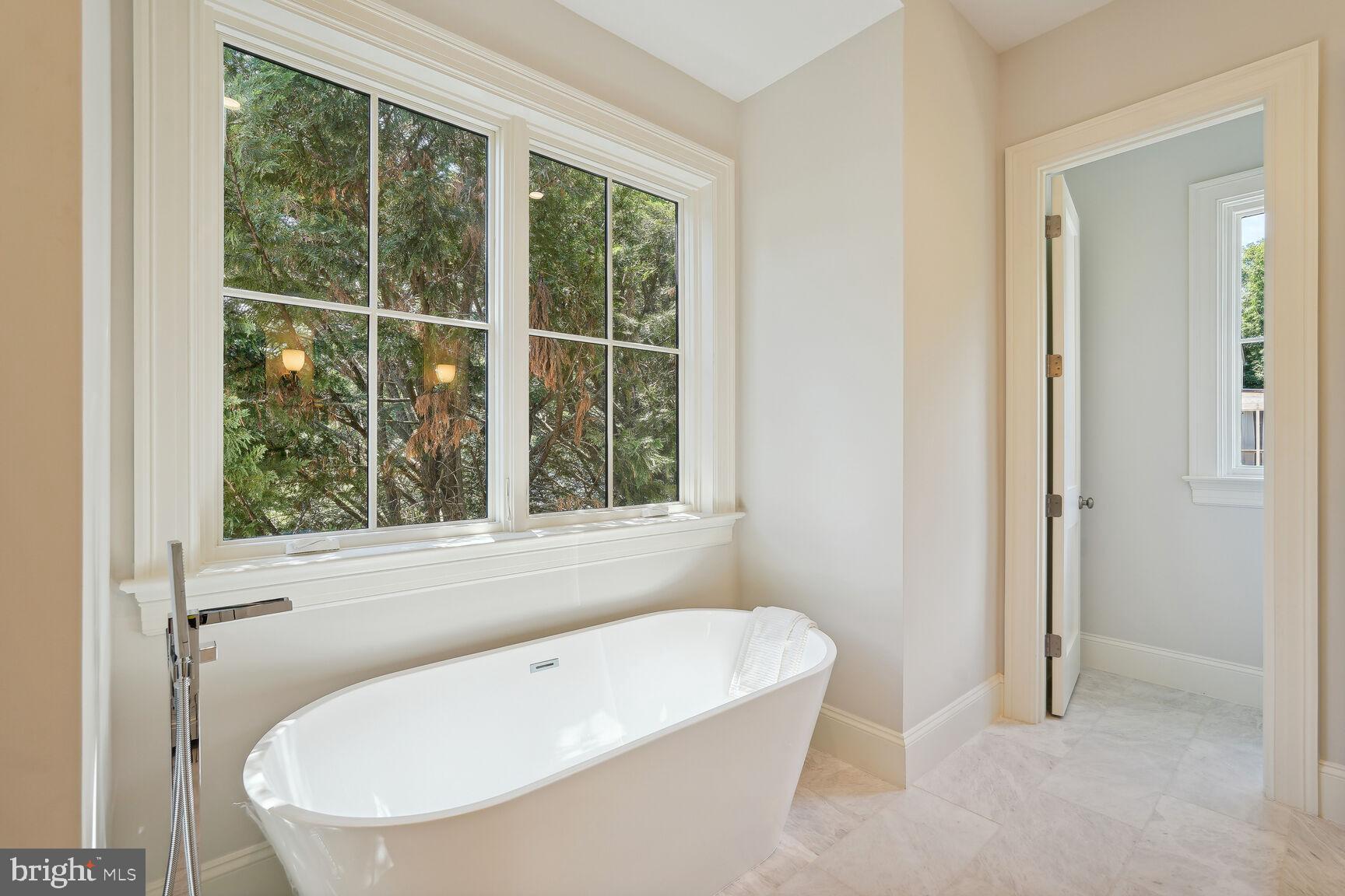 WESLEY HEIGHTS - Residential