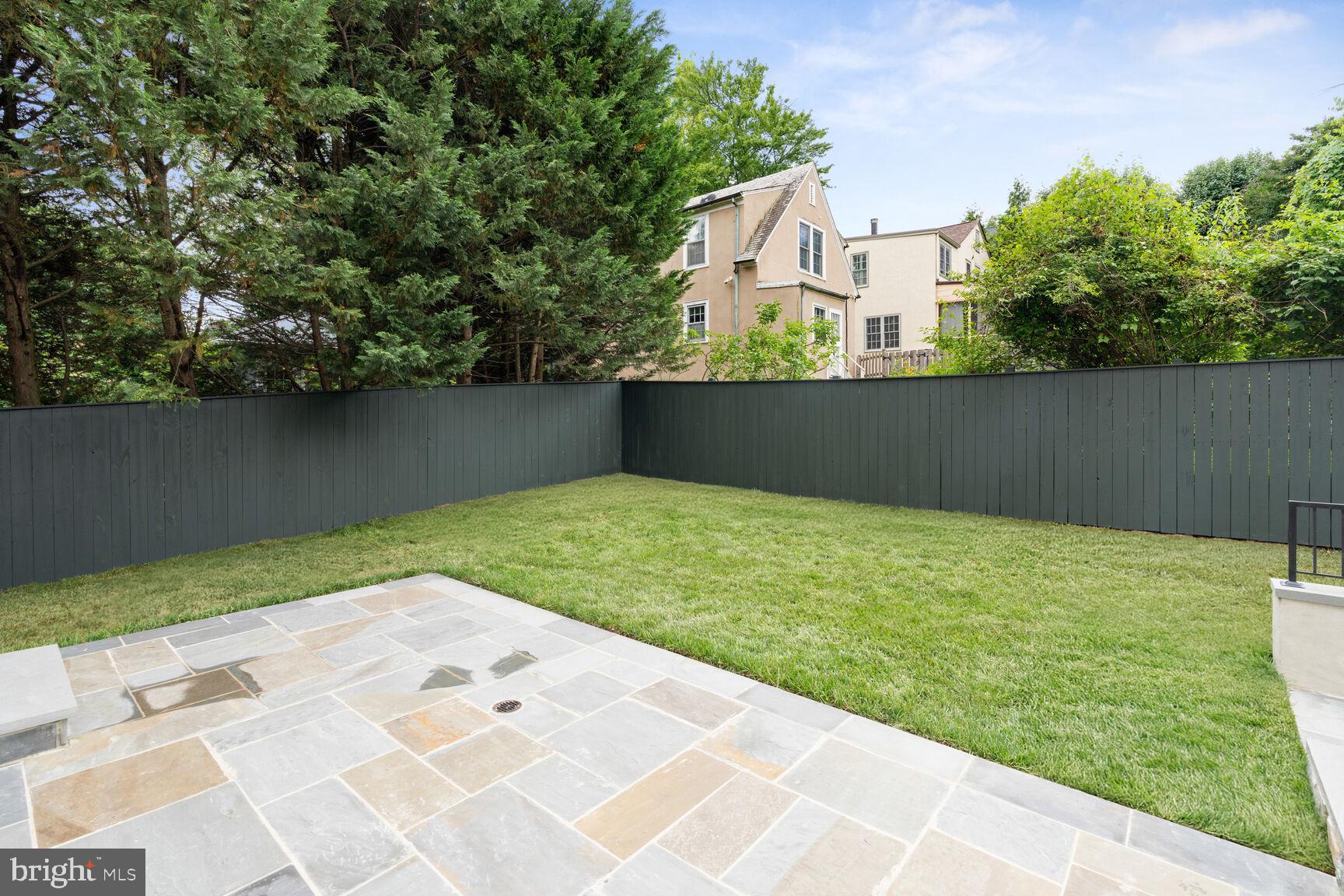 WESLEY HEIGHTS - Residential
