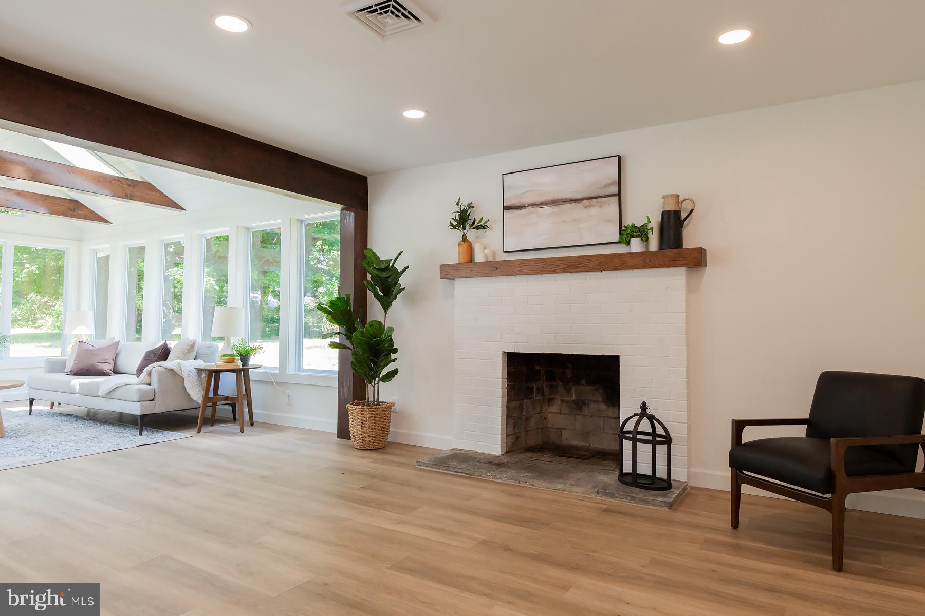 WOODBROOKE - Residential