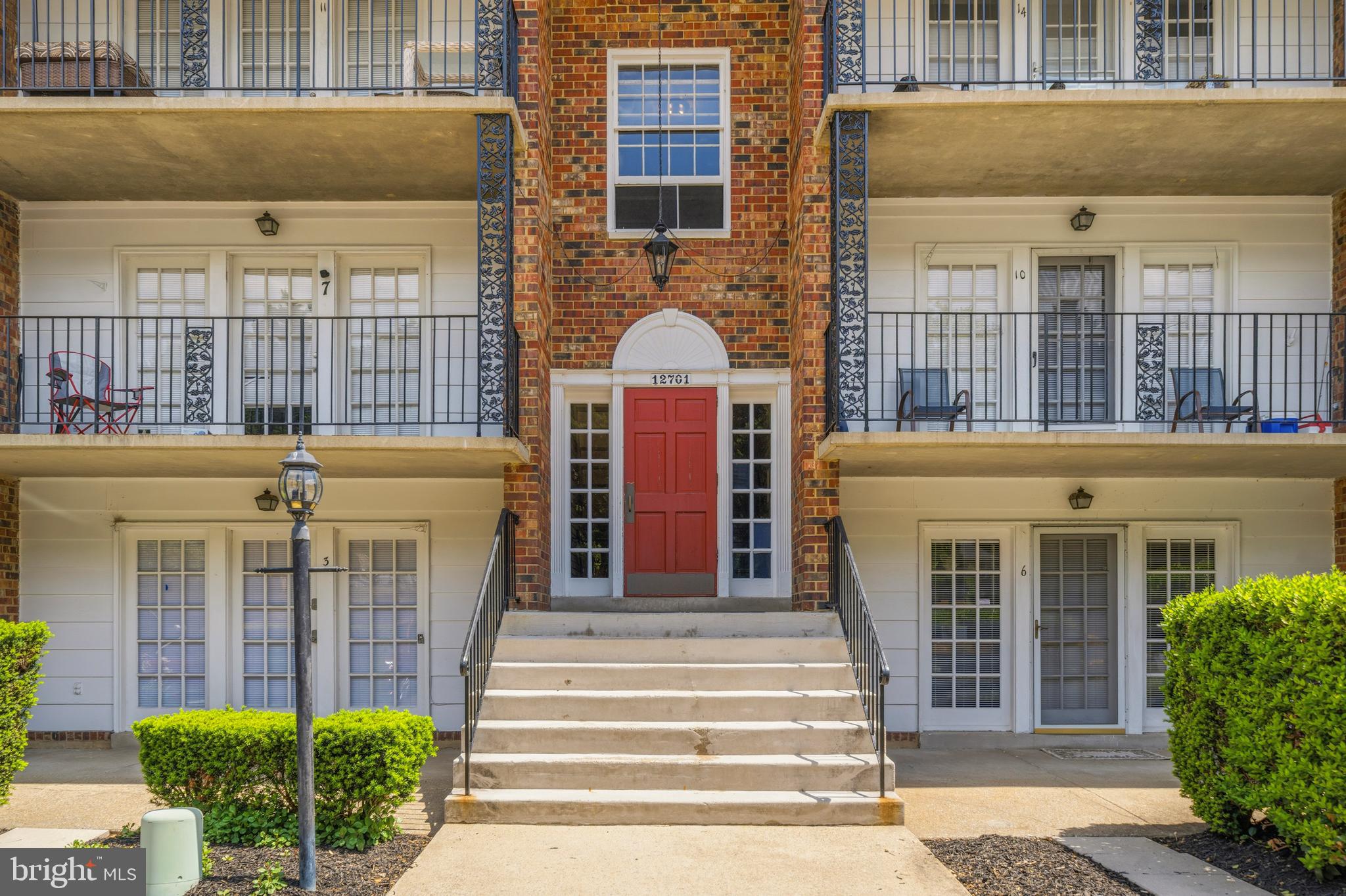 MOORINGS OF OCCOQUAN CON - Residential