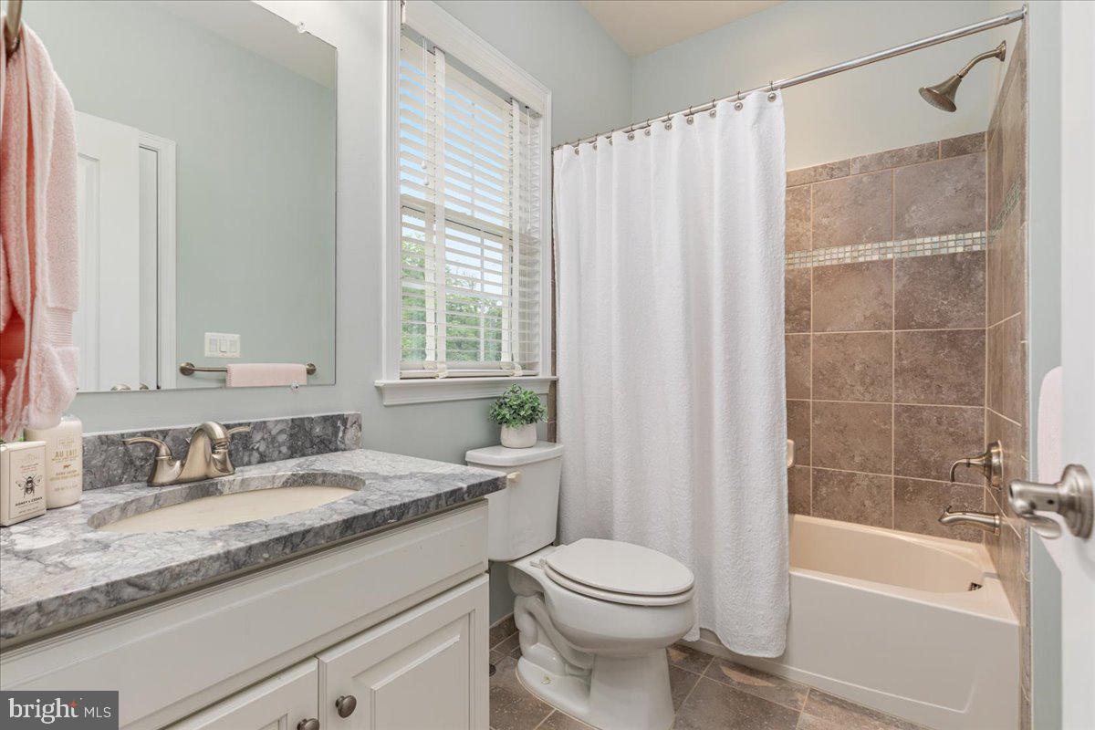 DOMINION VALLEY COUNTRY CLUB - Residential