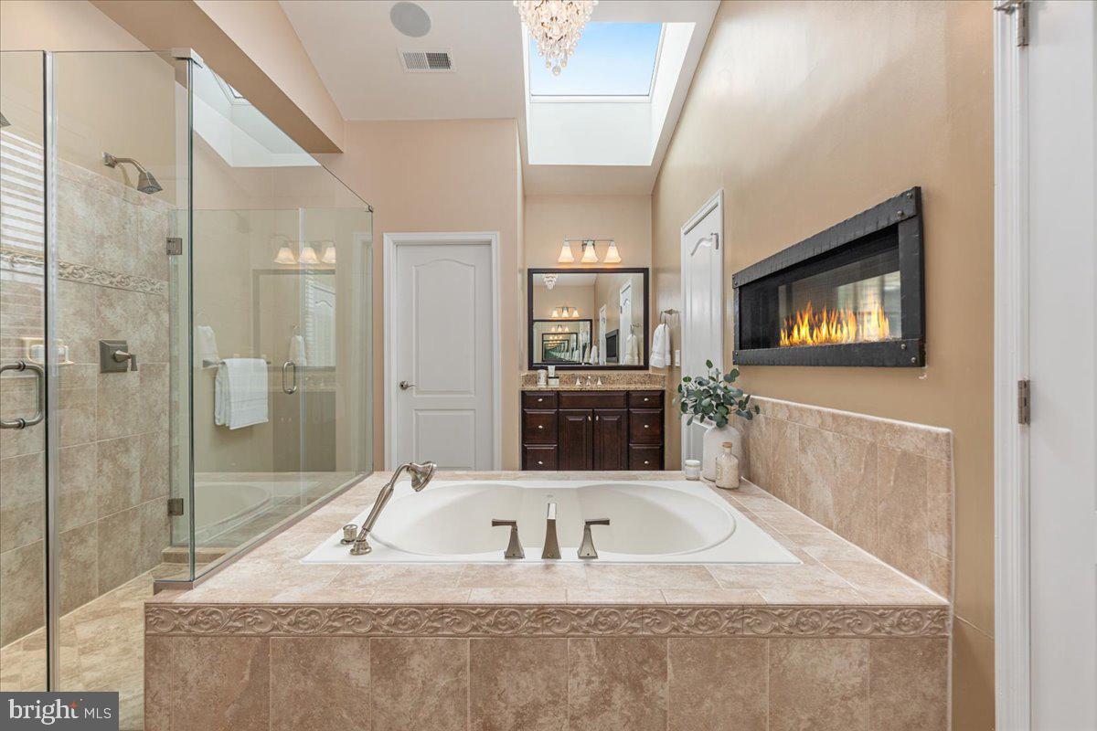 DOMINION VALLEY COUNTRY CLUB - Residential