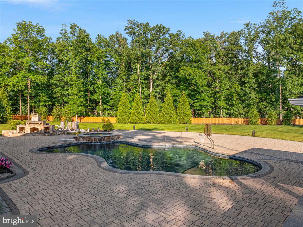 DOMINION VALLEY COUNTRY CLUB - Residential
