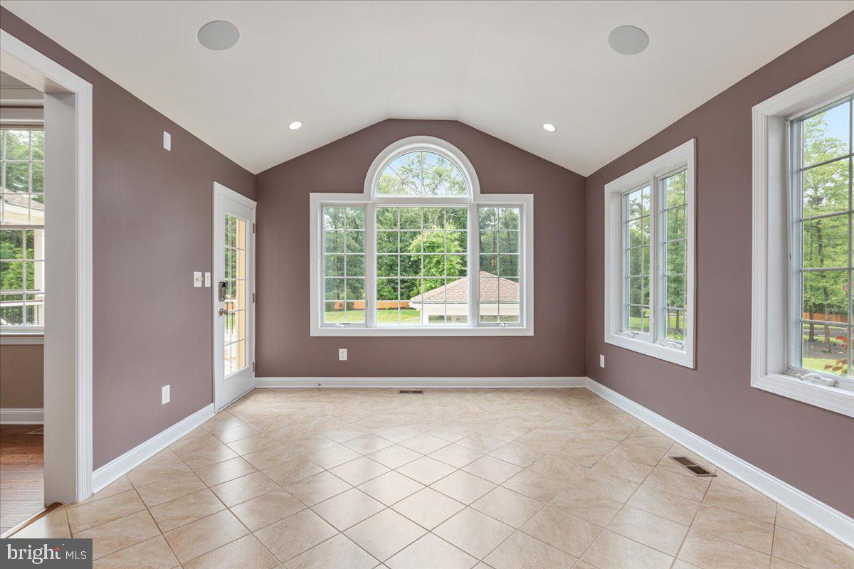 DOMINION VALLEY COUNTRY CLUB - Residential