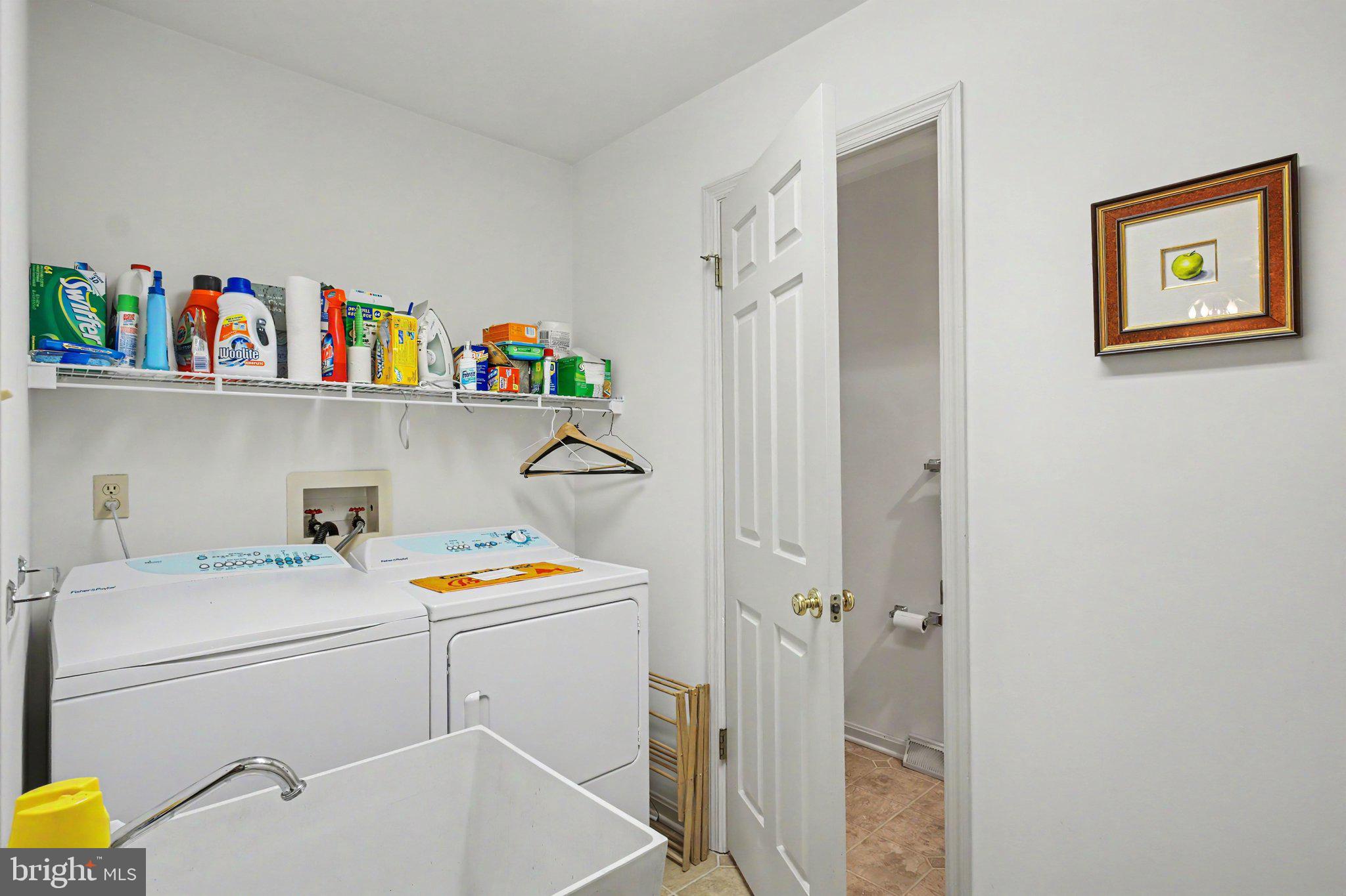 MISSION HILLS - Residential