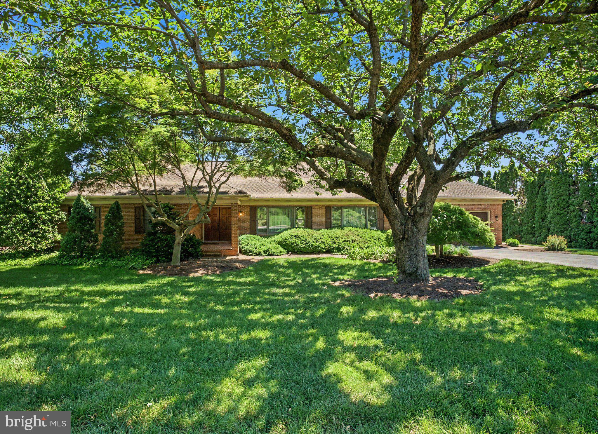 The green flag drops this Sunday, June 7th, at 1:00 PM! This open house is the absolute first time this incredible home is available for viewing. No early showings and no sneak peeks—everyone starts at the exact same time.
-
Nestled in a neighborhood considered by some to be the best-kept secret, this pristine home offers effortless one-floor living with 3 bedrooms, 2 full baths, and 2 half baths. The level of care and attention to detail must be seen in person to be understood. Don't miss your chance to be the first through the door this Sunday from 1:00 PM to 3:00 PM!
-
No appointment needed and you can come all by yourself or with an entourage!  Ask Dan about the hidden 2nd floor bonus room !