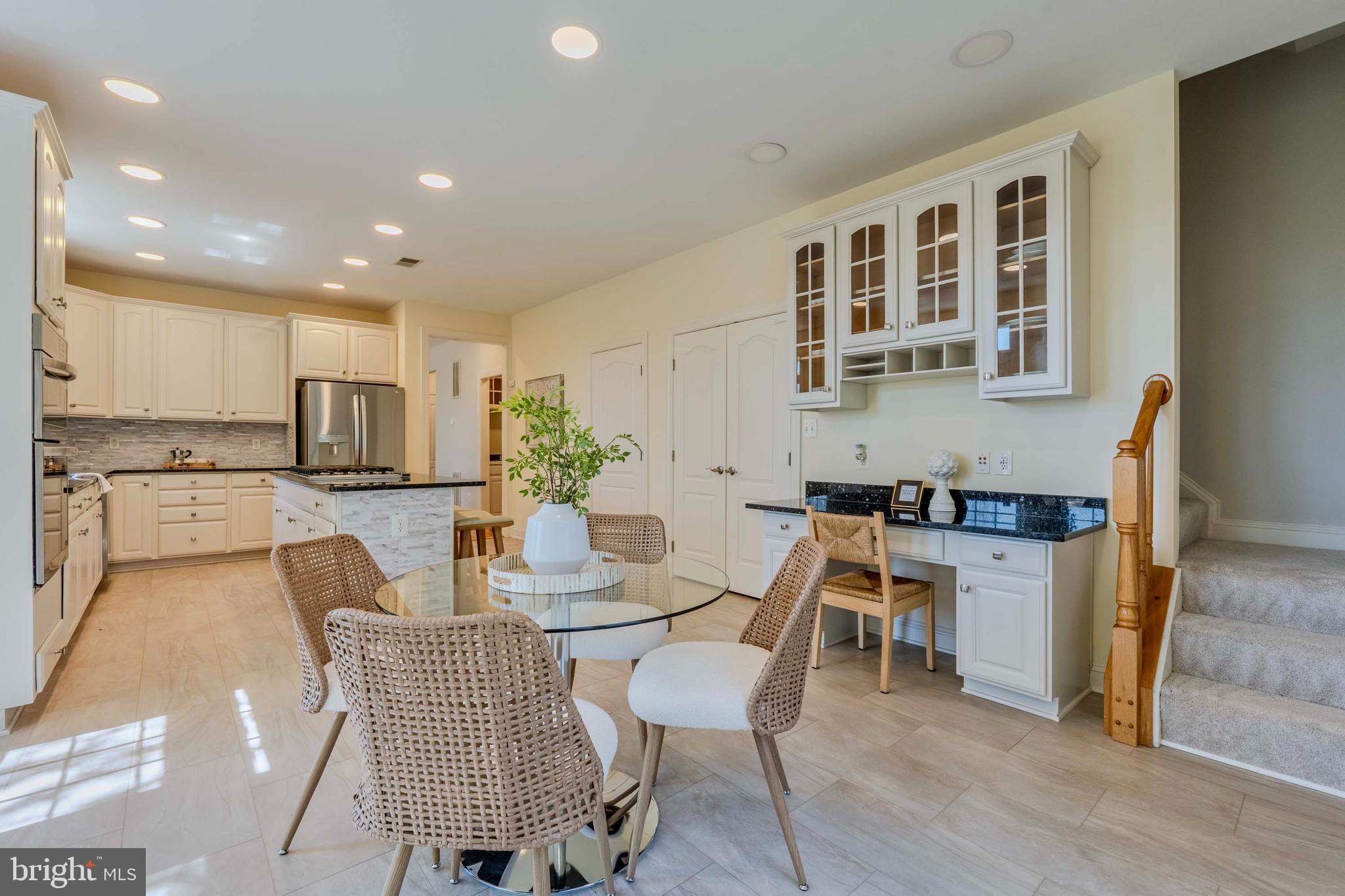 WOODLAND ESTATES - Residential