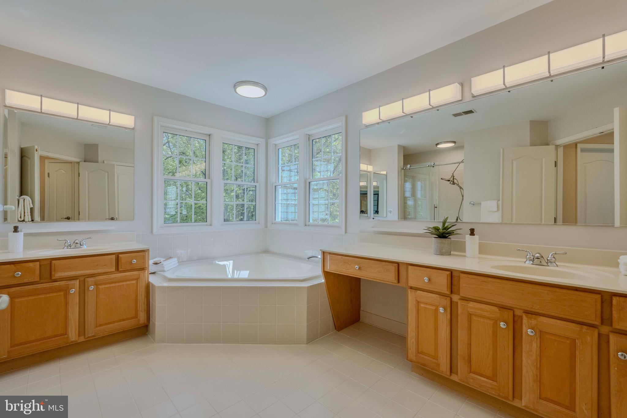 WOODLAND ESTATES - Residential