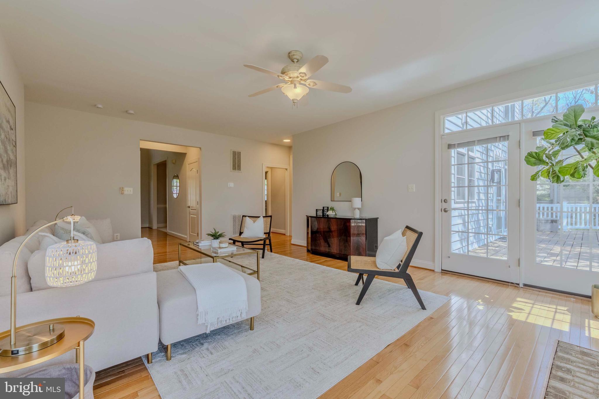 WOODLAND ESTATES - Residential