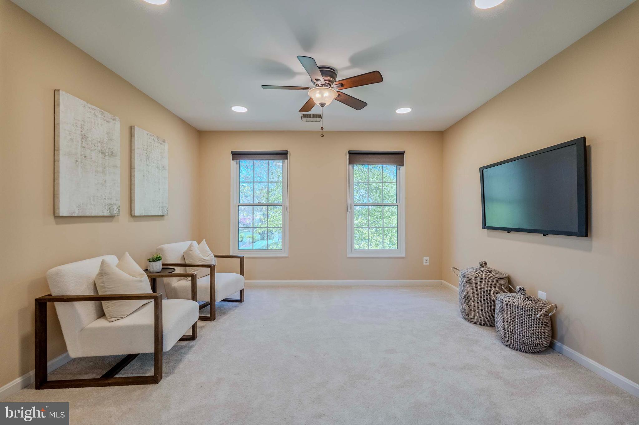 WOODLAND ESTATES - Residential