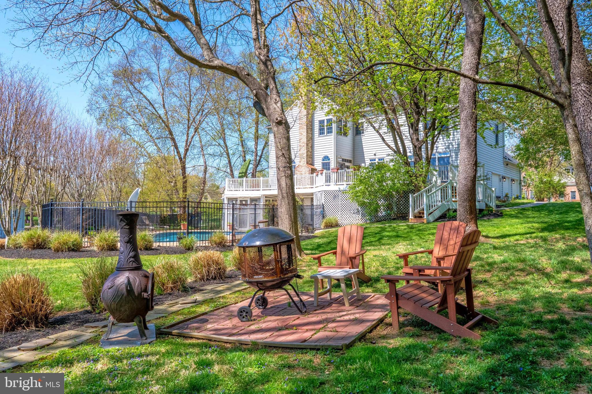 WOODLAND ESTATES - Residential