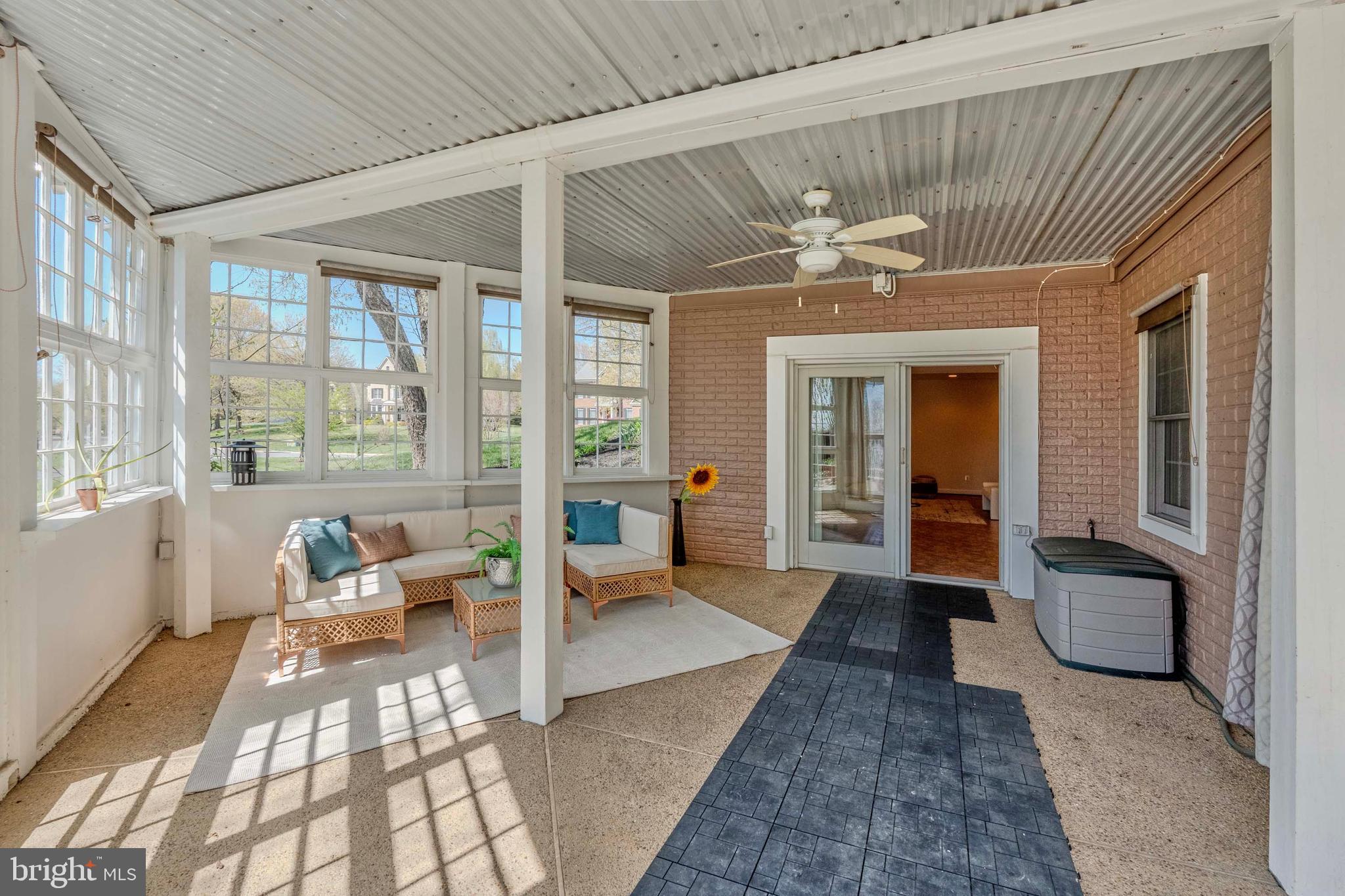 WOODLAND ESTATES - Residential