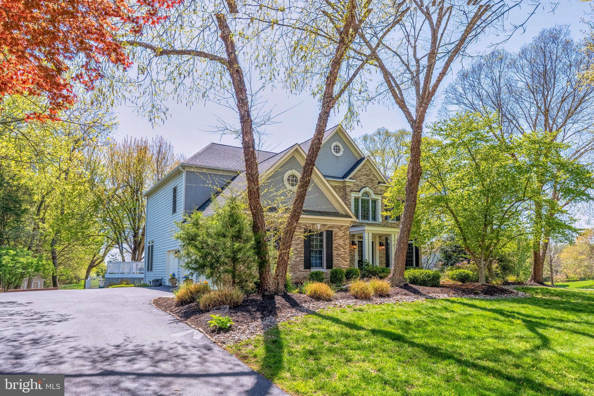 WOODLAND ESTATES - Residential