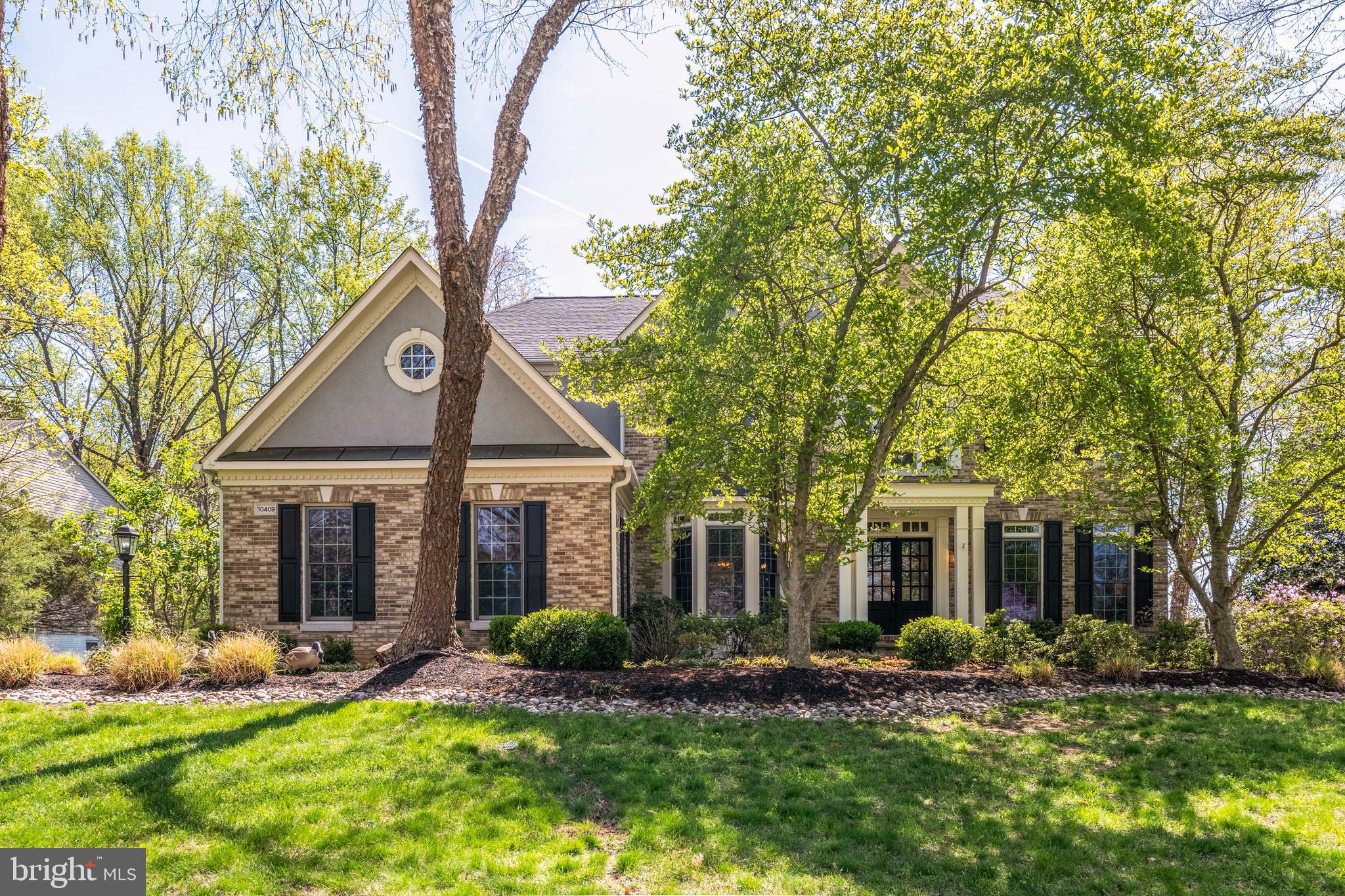 WOODLAND ESTATES - Residential