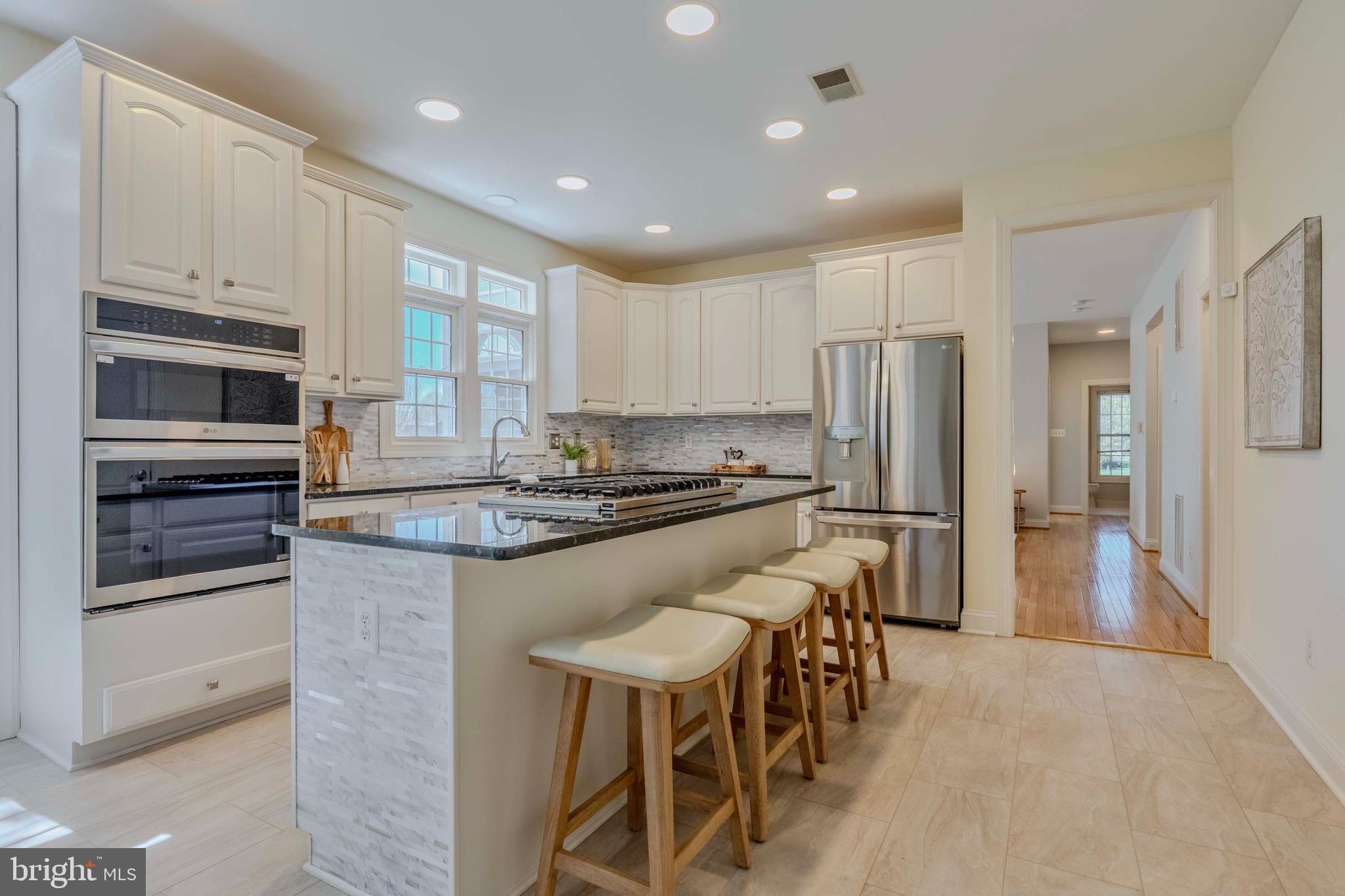 WOODLAND ESTATES - Residential
