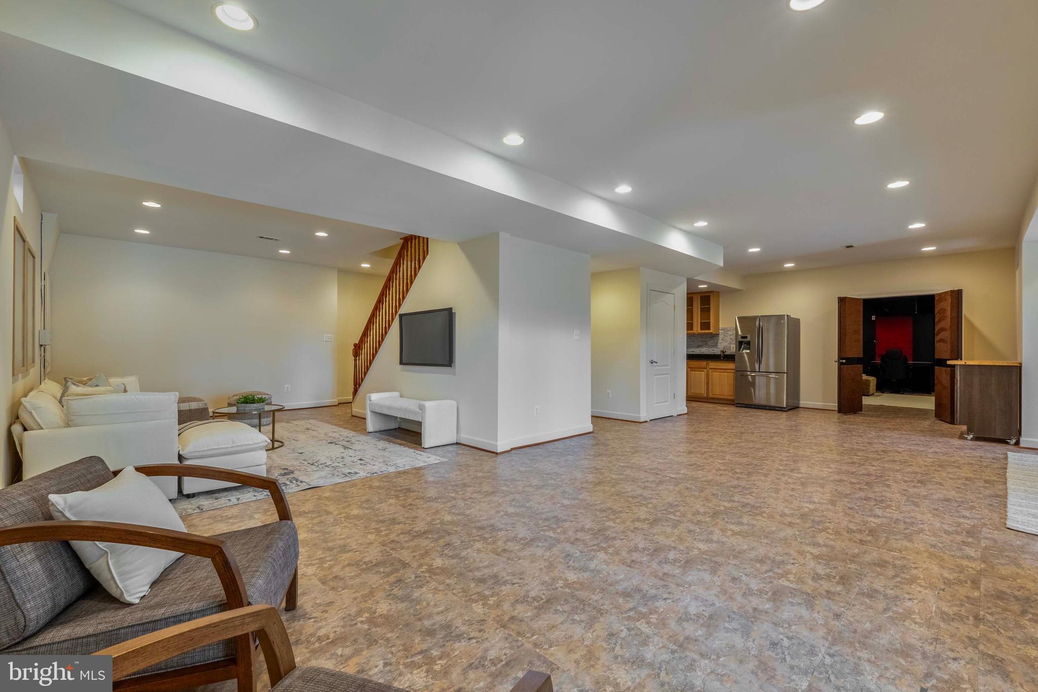 WOODLAND ESTATES - Residential