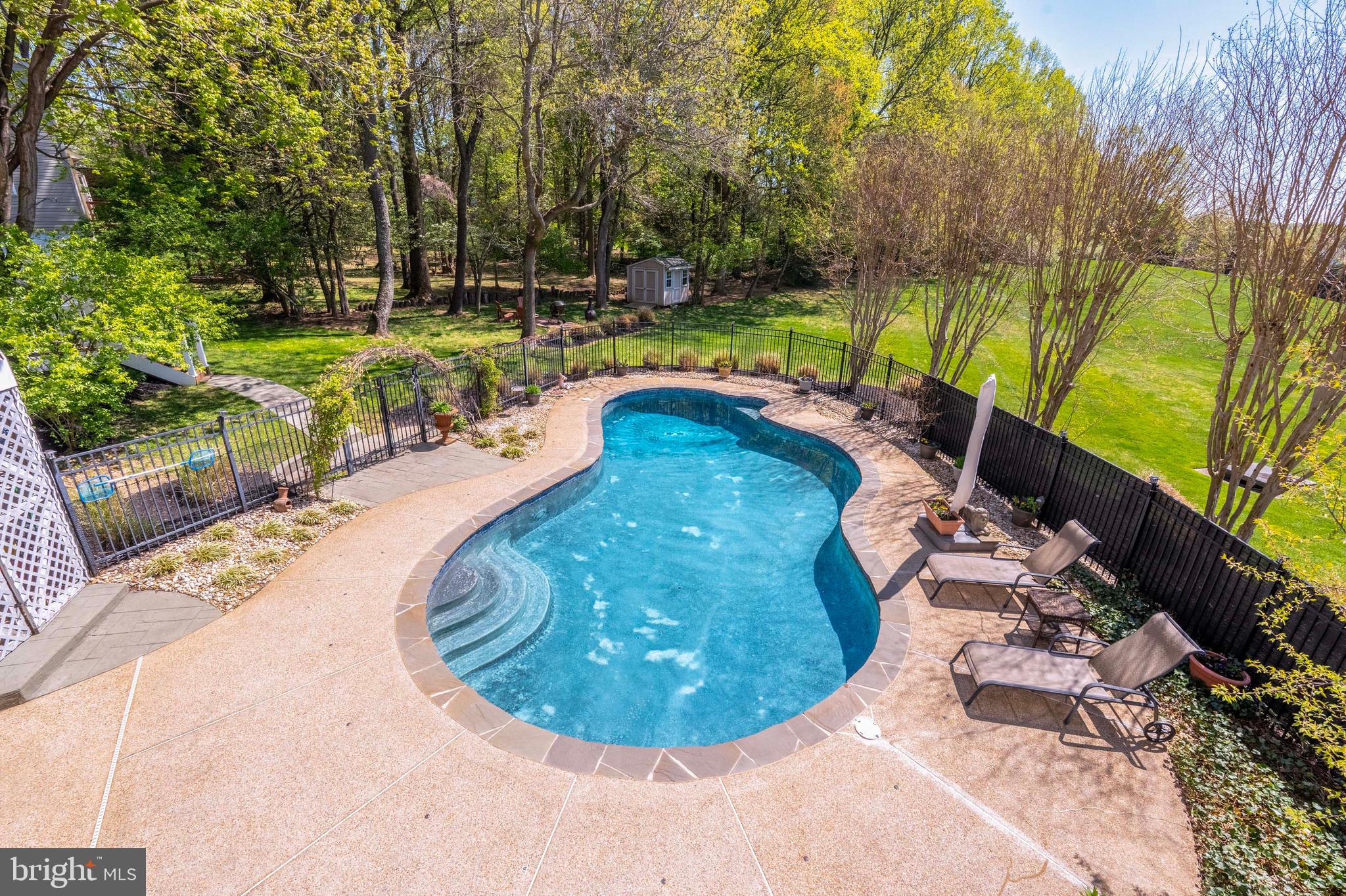 WOODLAND ESTATES - Residential