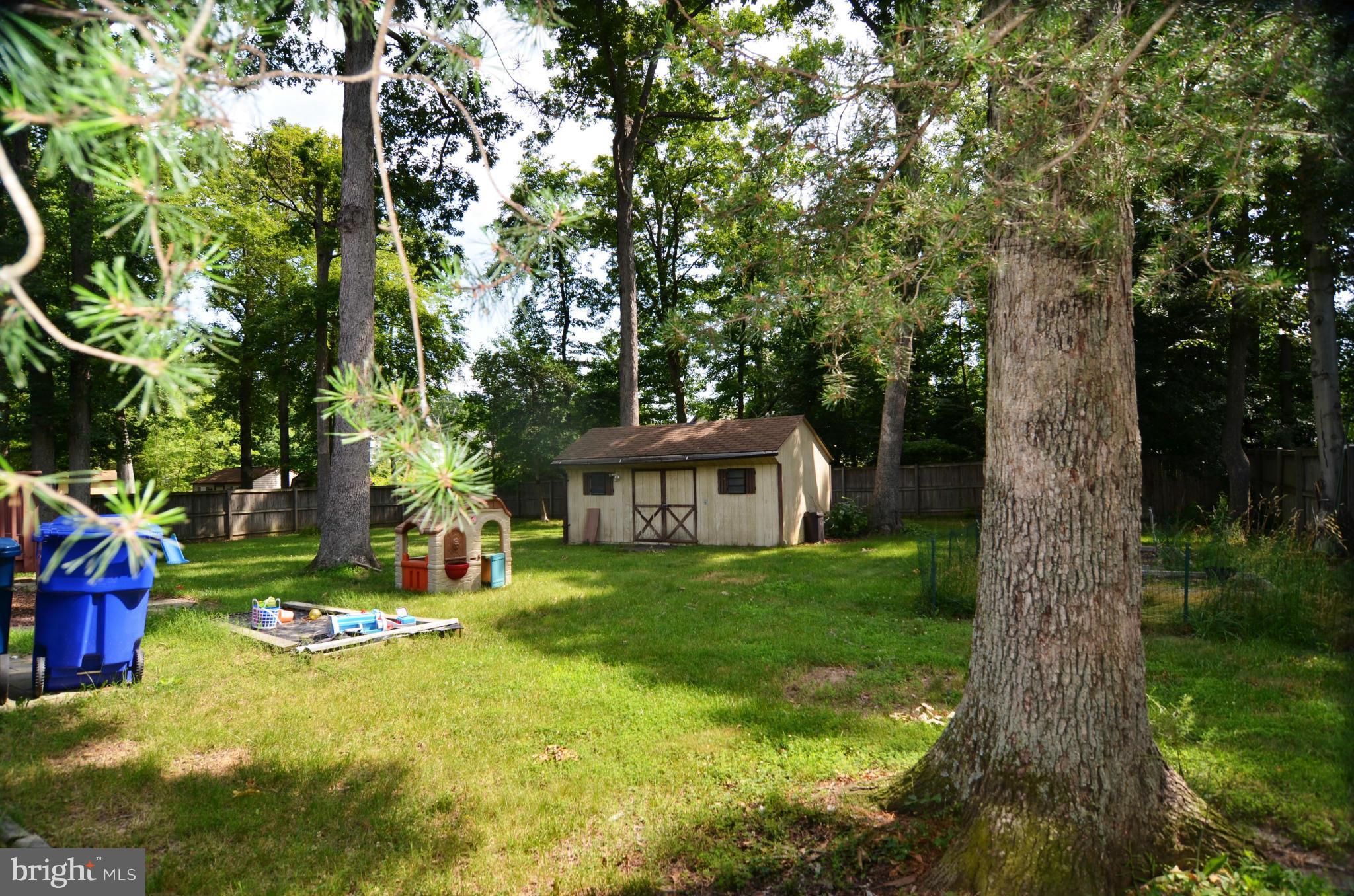 WHITE OAK VILLAGE SUB - Residential