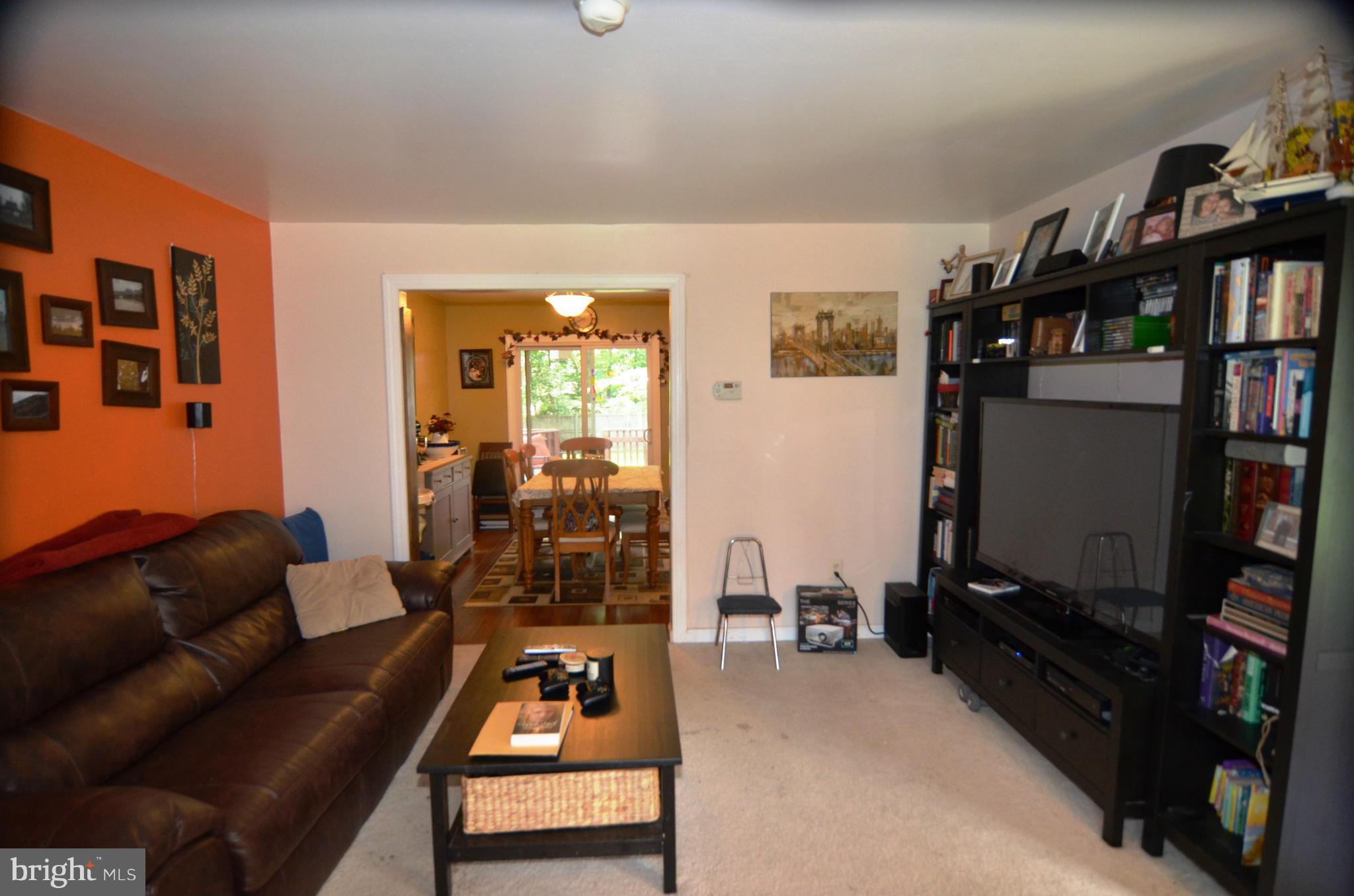 WHITE OAK VILLAGE SUB - Residential