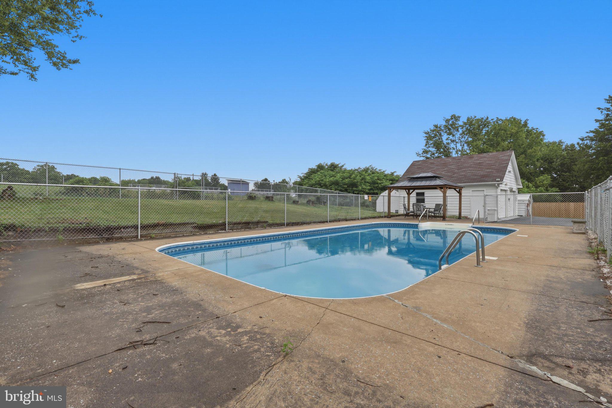 BELVEDERE HEIGHTS - Residential