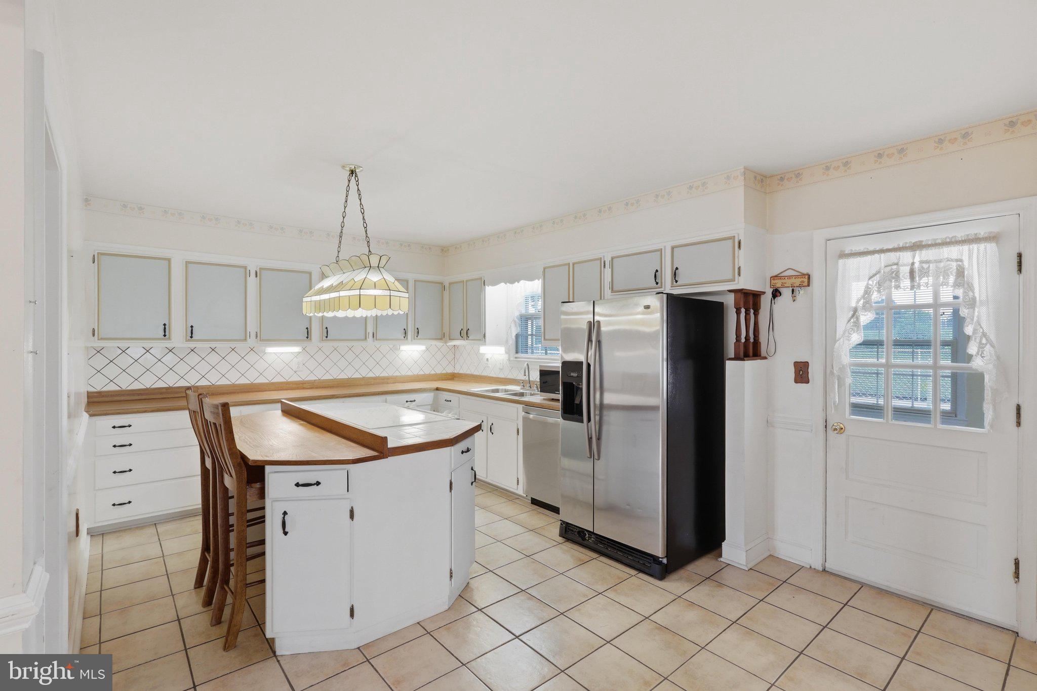 BELVEDERE HEIGHTS - Residential