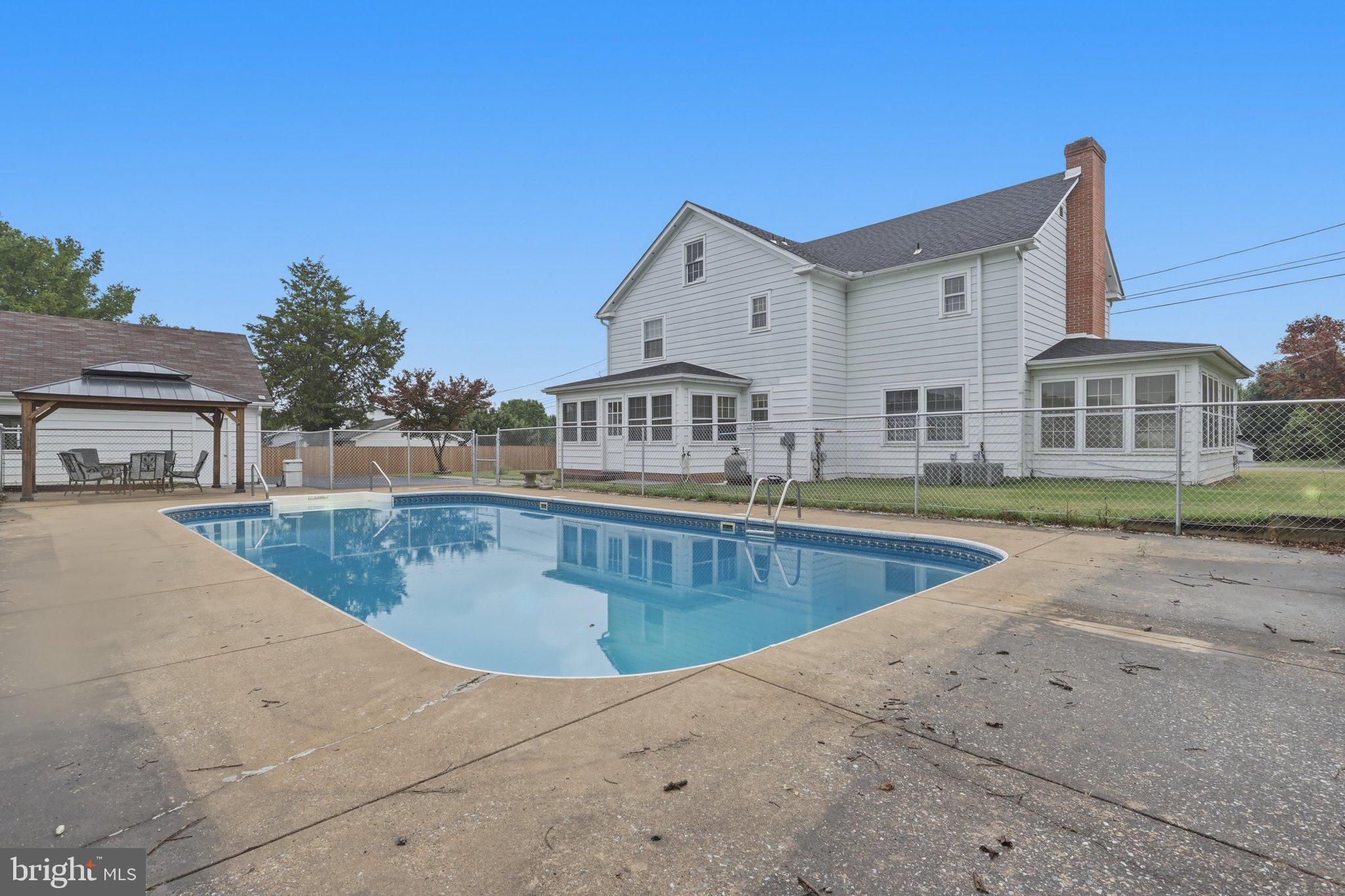 BELVEDERE HEIGHTS - Residential