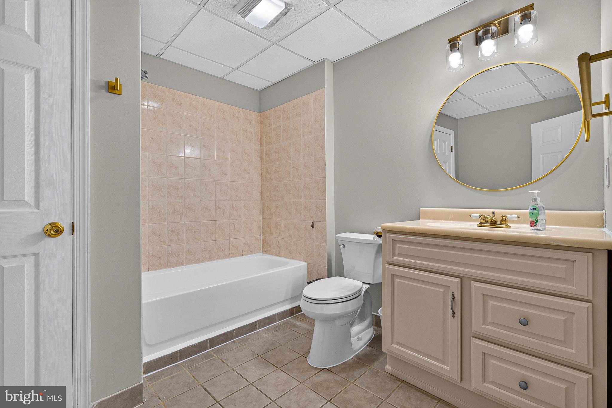 WOODFORDS GRANT - Residential