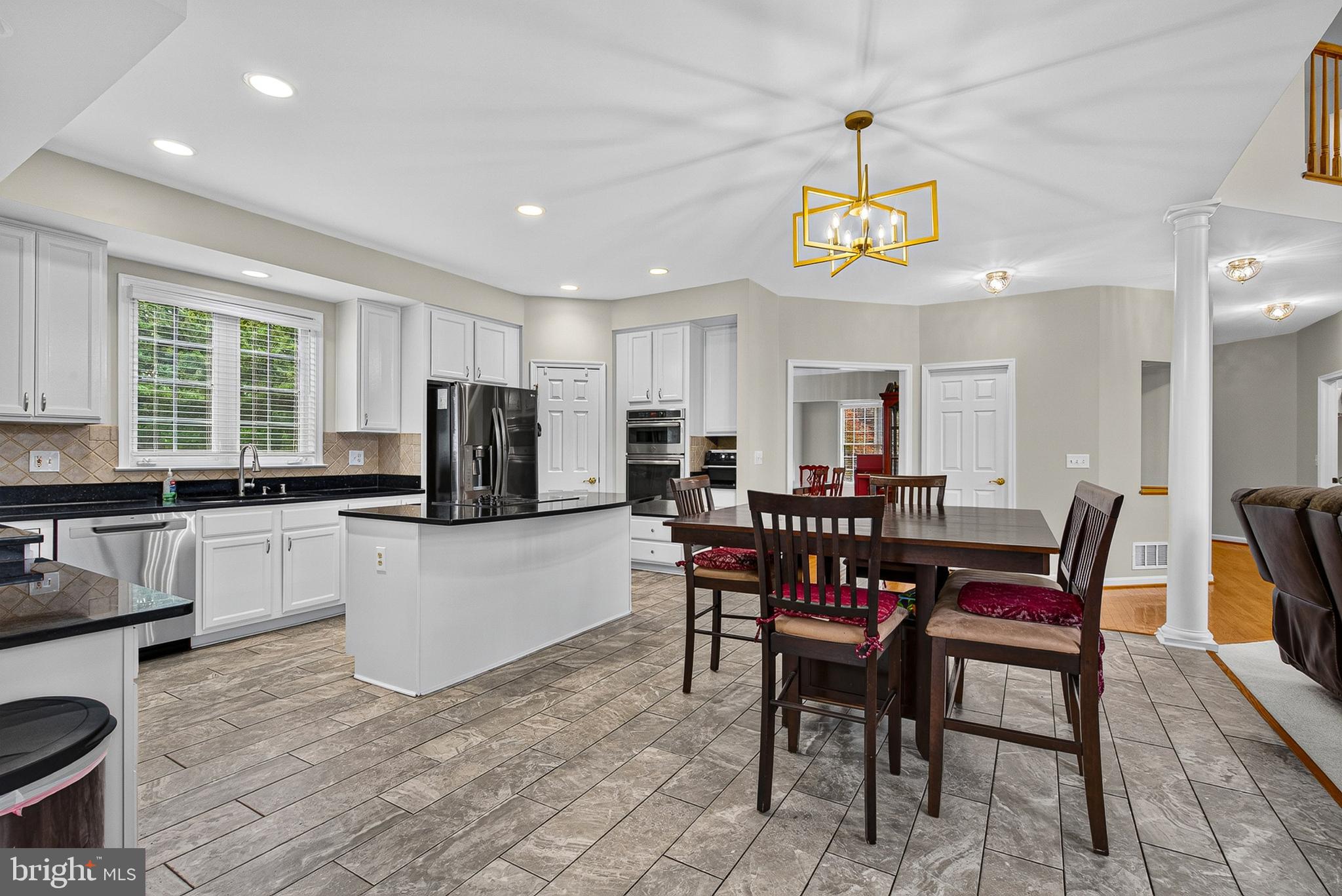 WOODFORDS GRANT - Residential