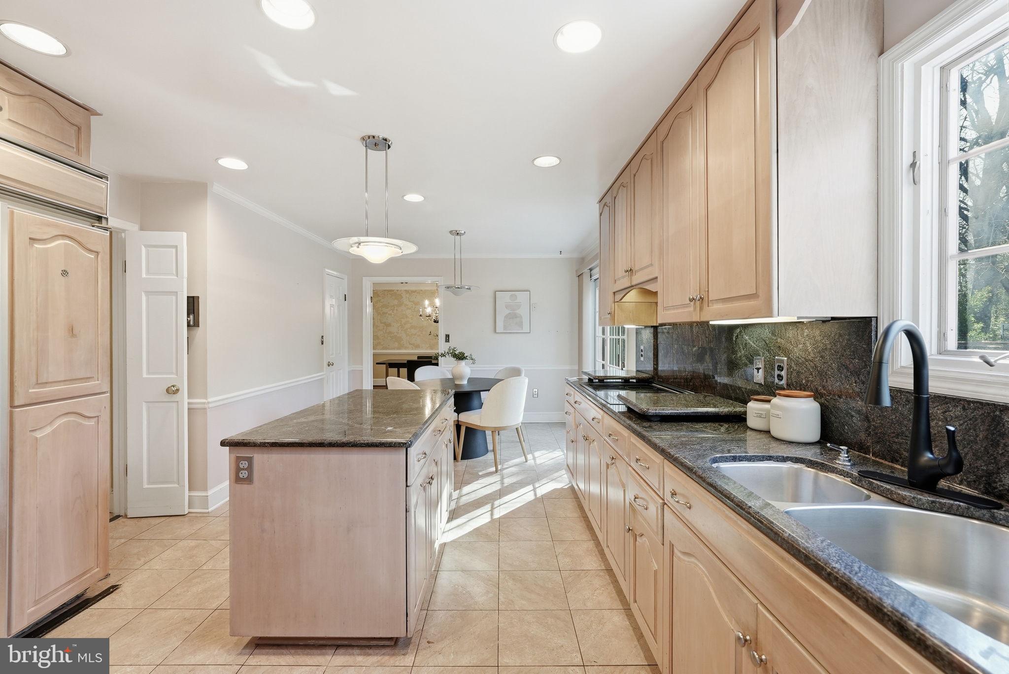 MCAULEY PARK - Residential