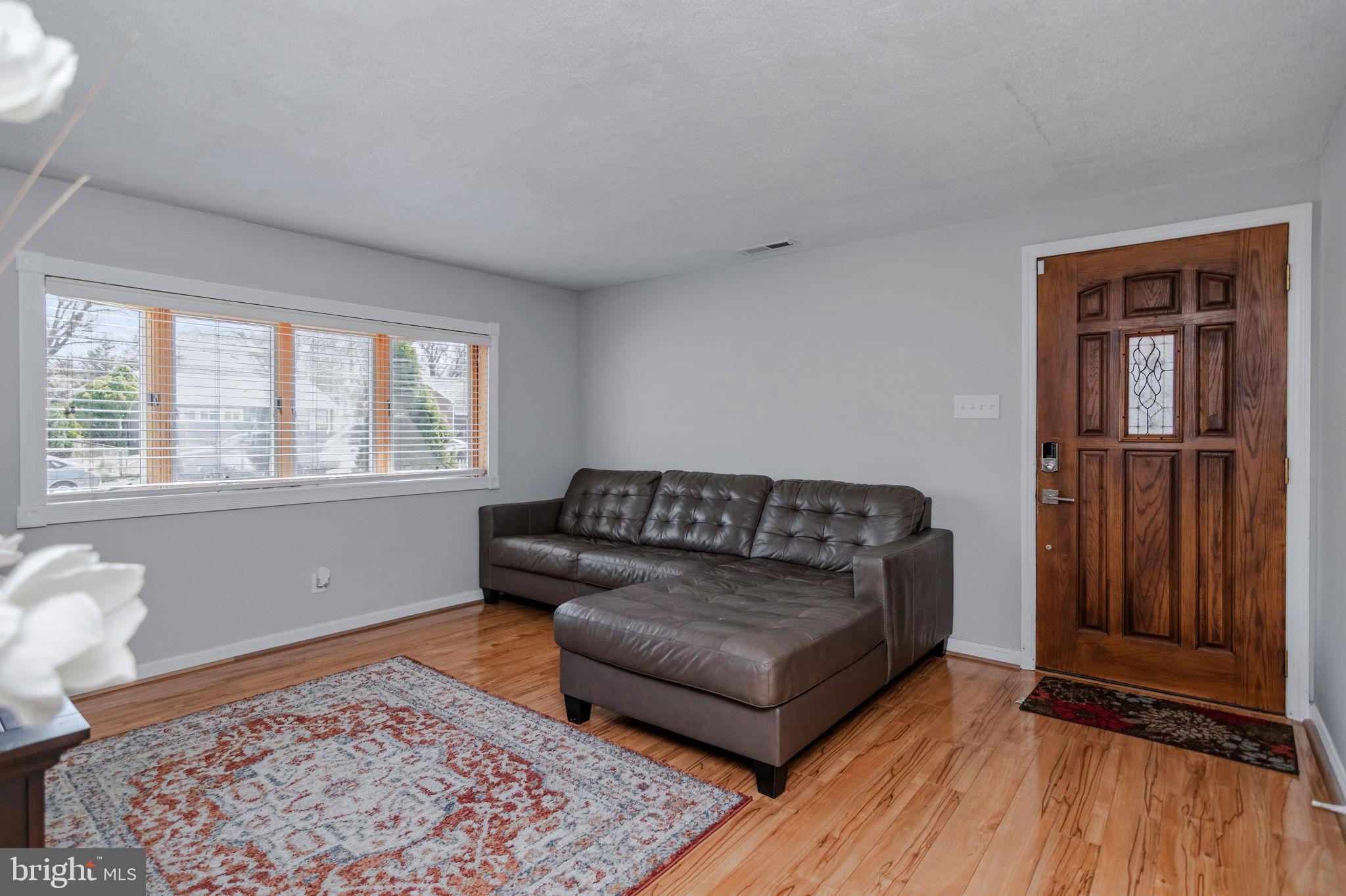 GLEN GARDENS - Residential