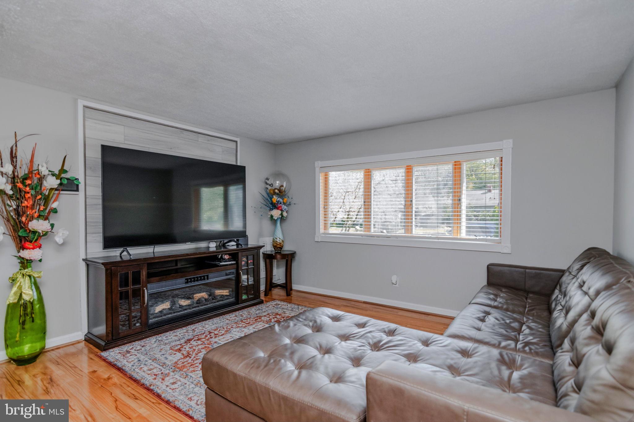 GLEN GARDENS - Residential