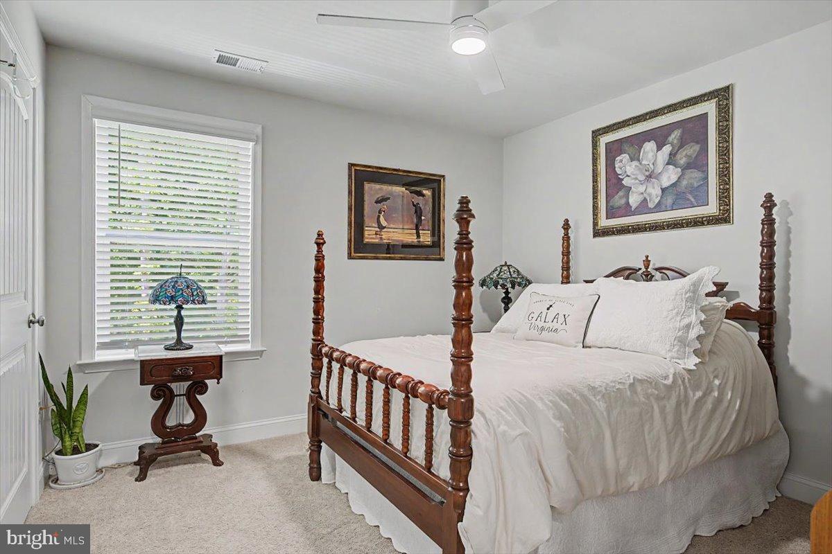 BARKSDALE CROSSING - Residential