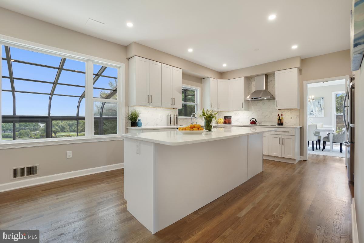 RIVER OAKS FARM - Residential