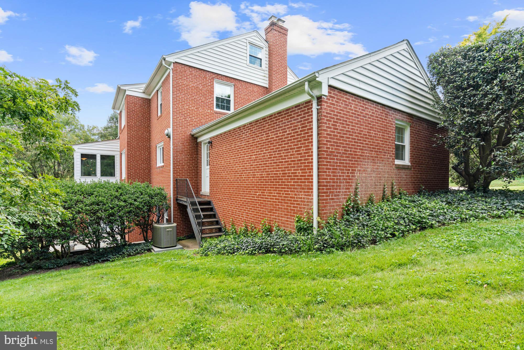 CHEVY CHASE - Residential